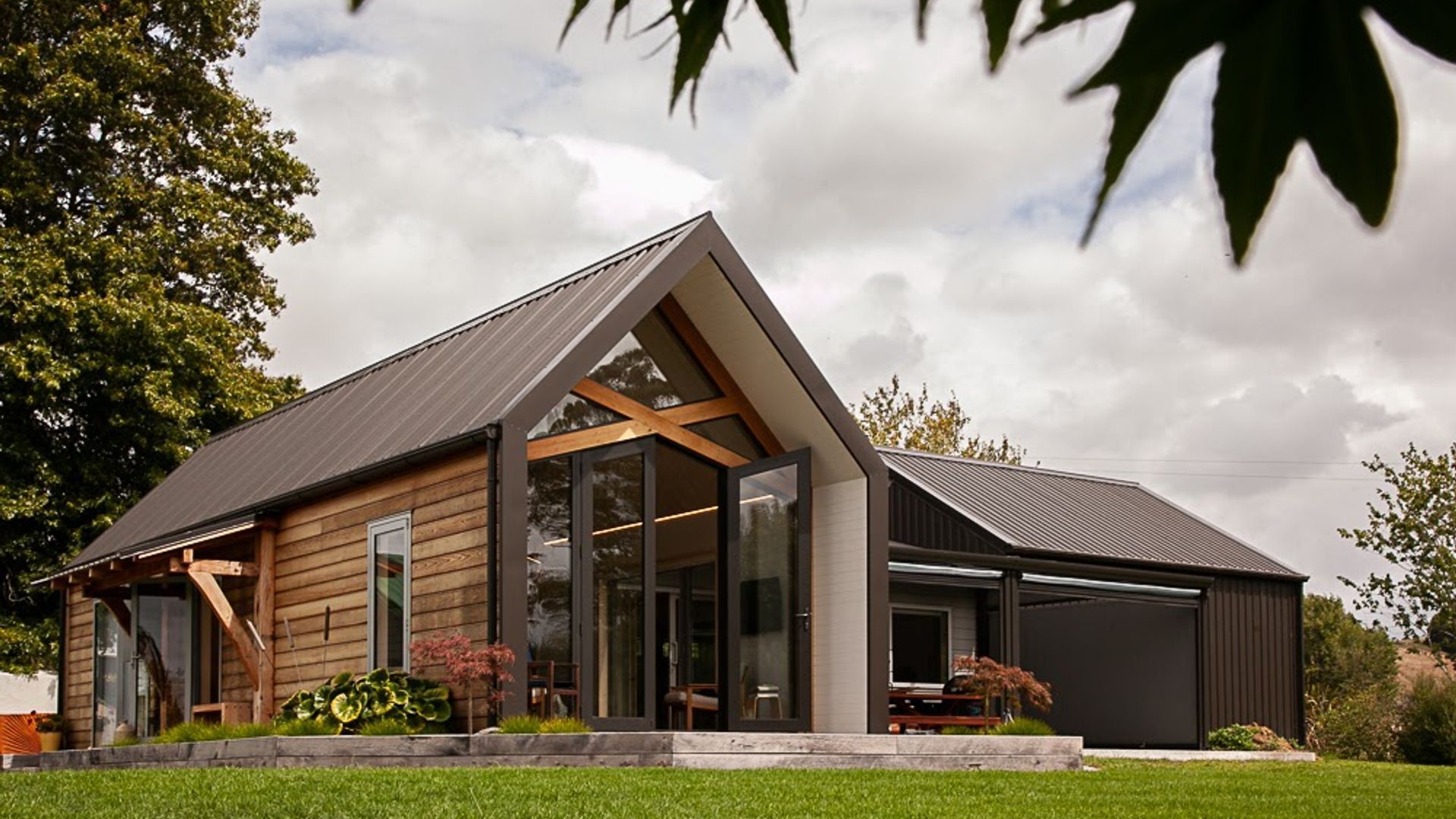 Rural Euro-Style Barn banner