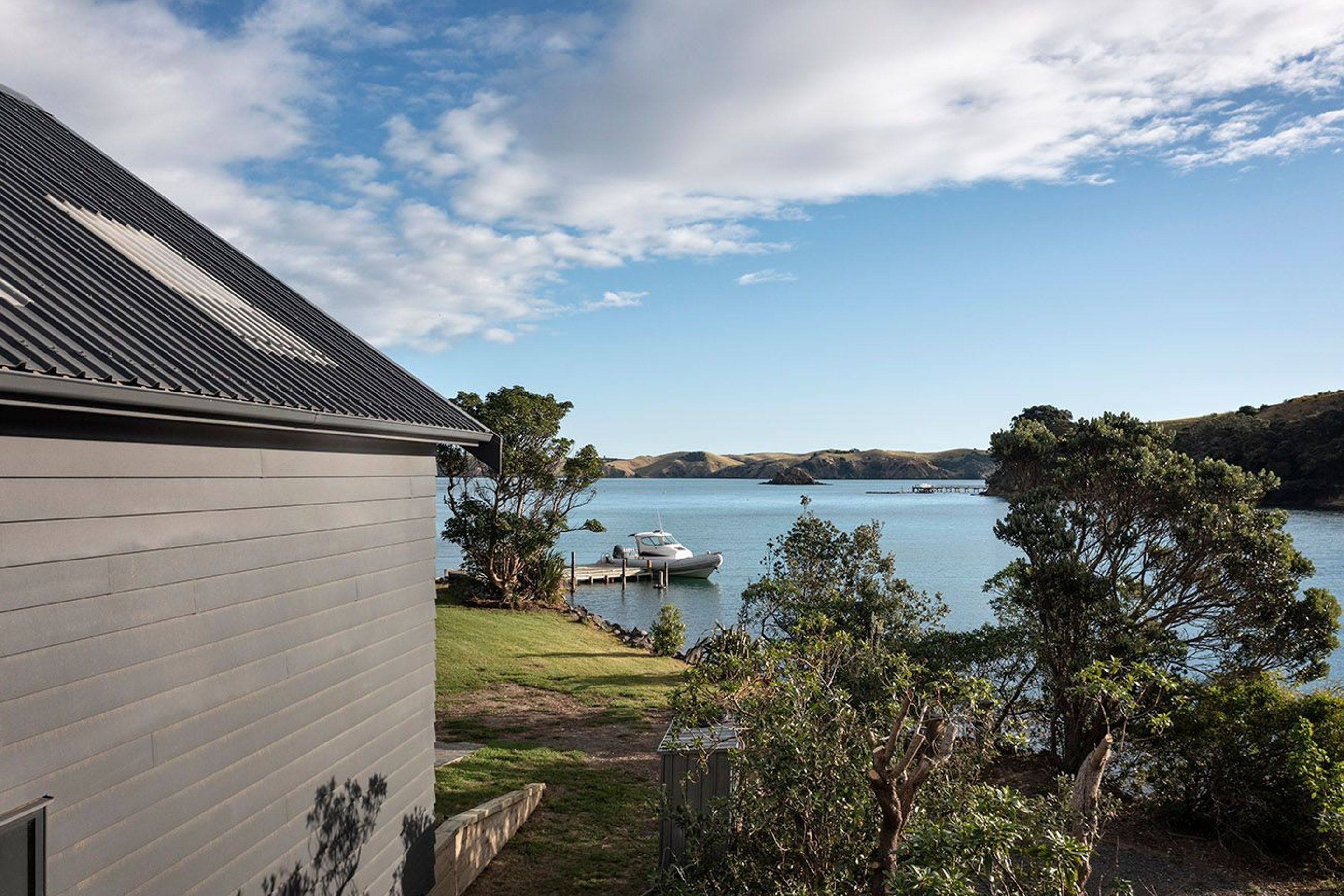 Rakino Boatshed