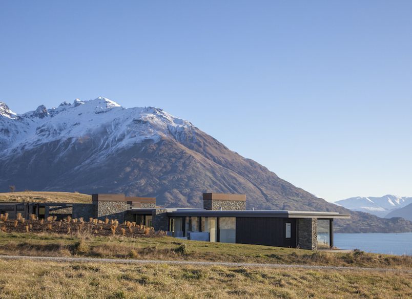 Jacks Point Lake House
