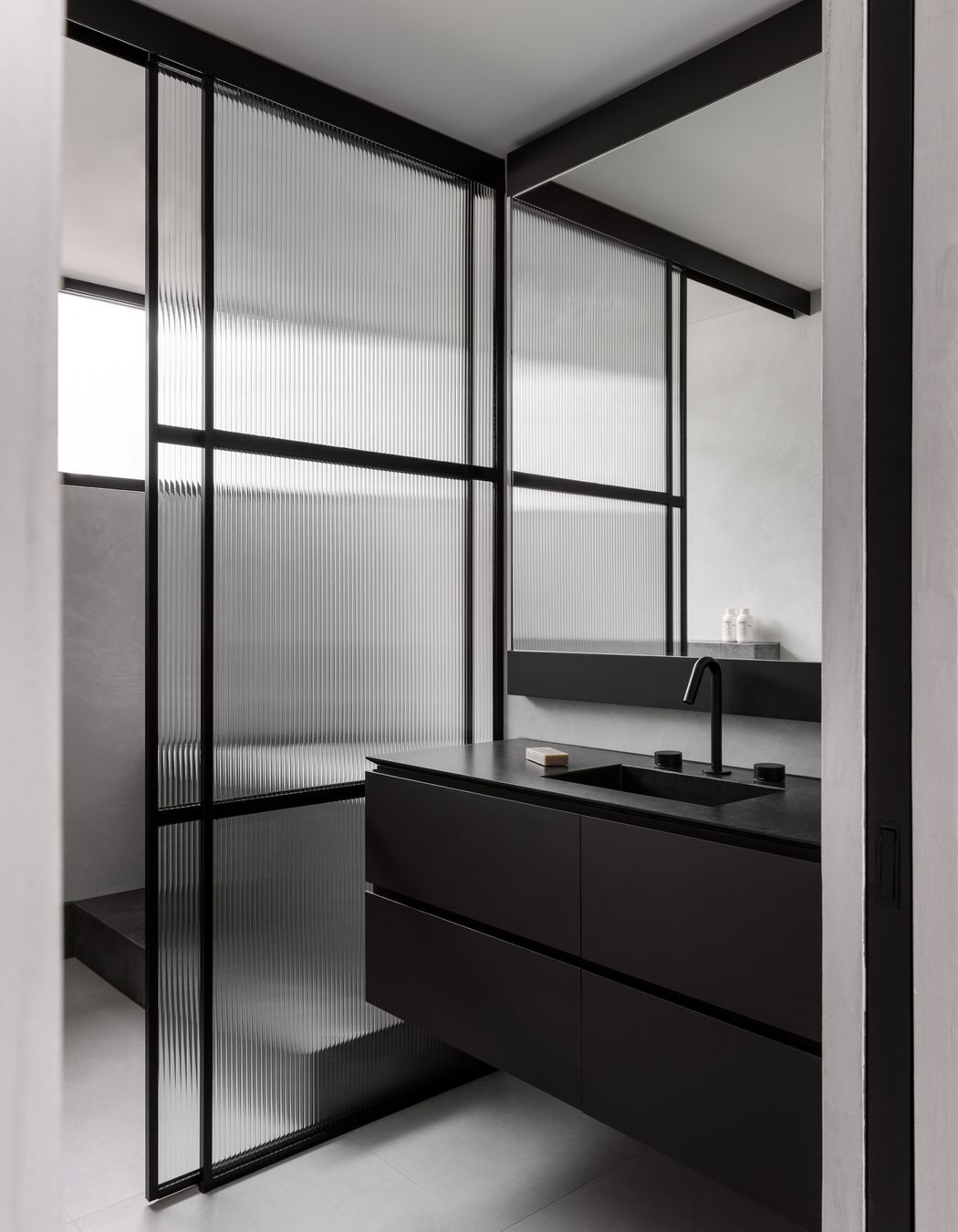Kaye0230LR-v2.jpg