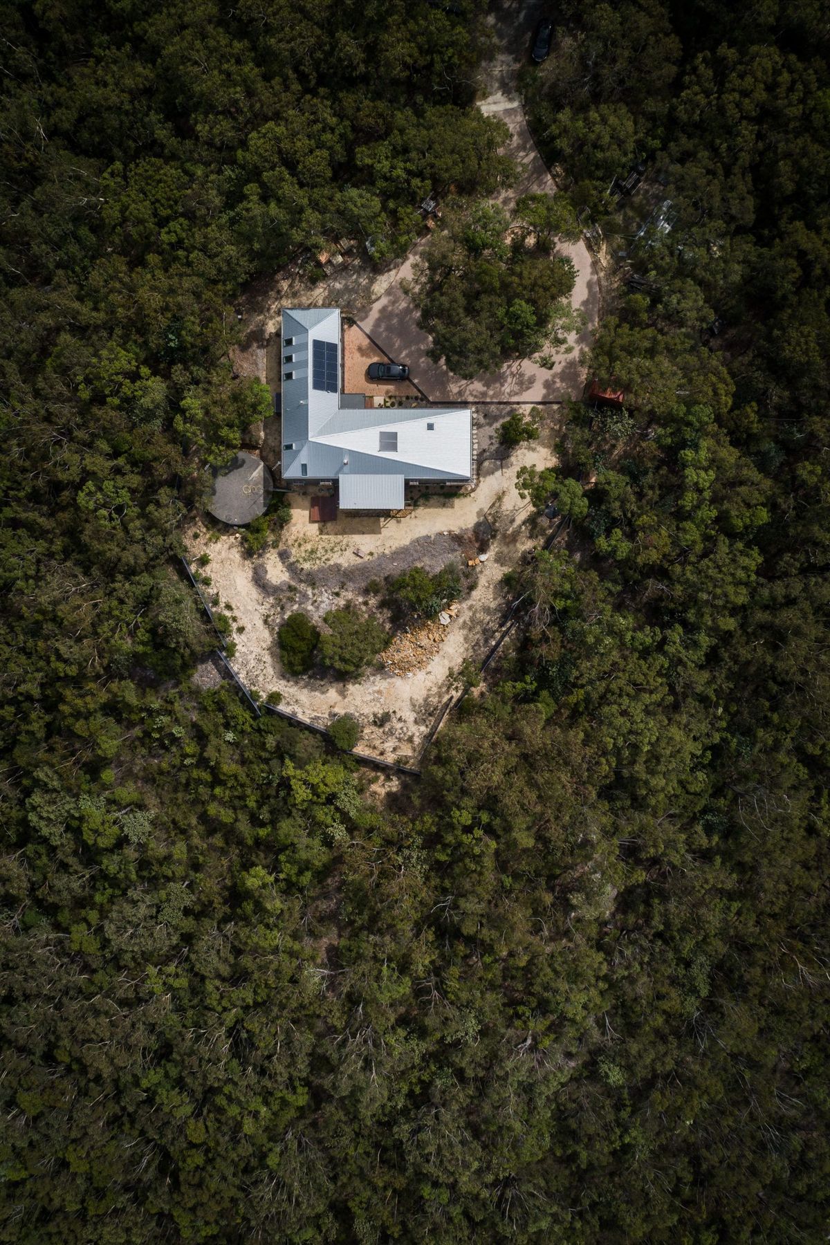 L-House