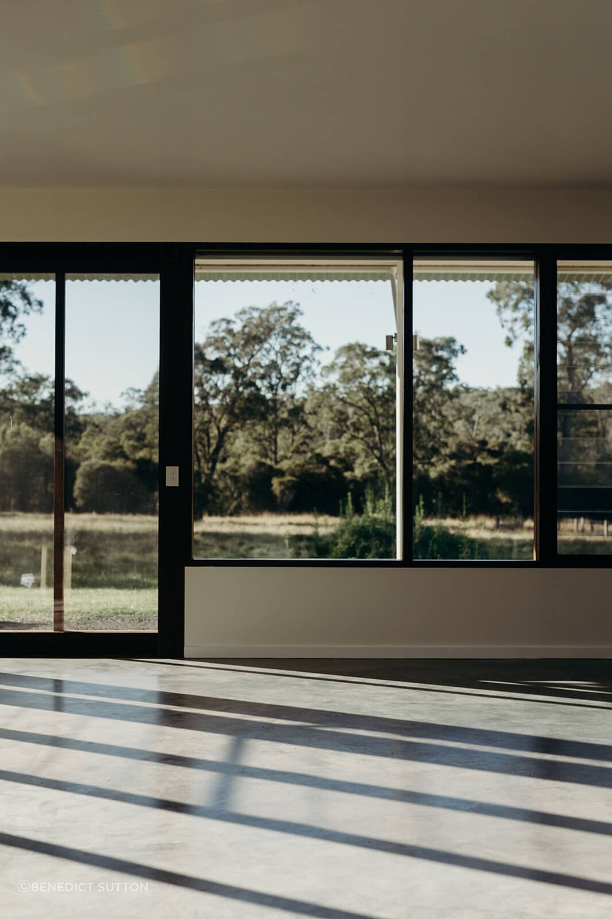 DOORALONG HOUSE