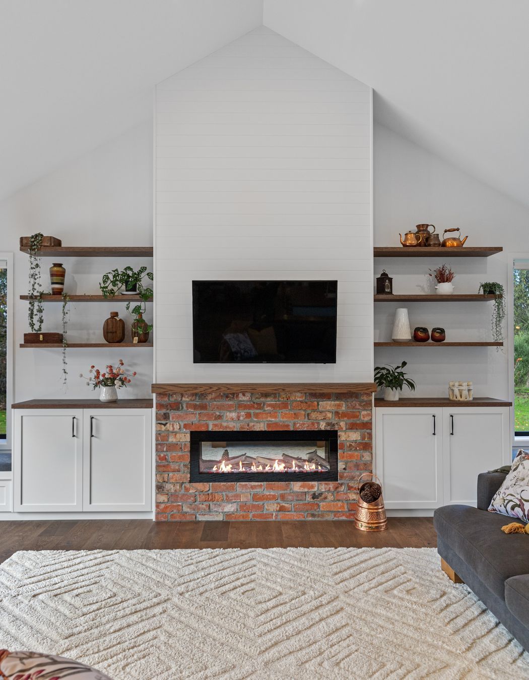Living-Fireplace-2.jpeg