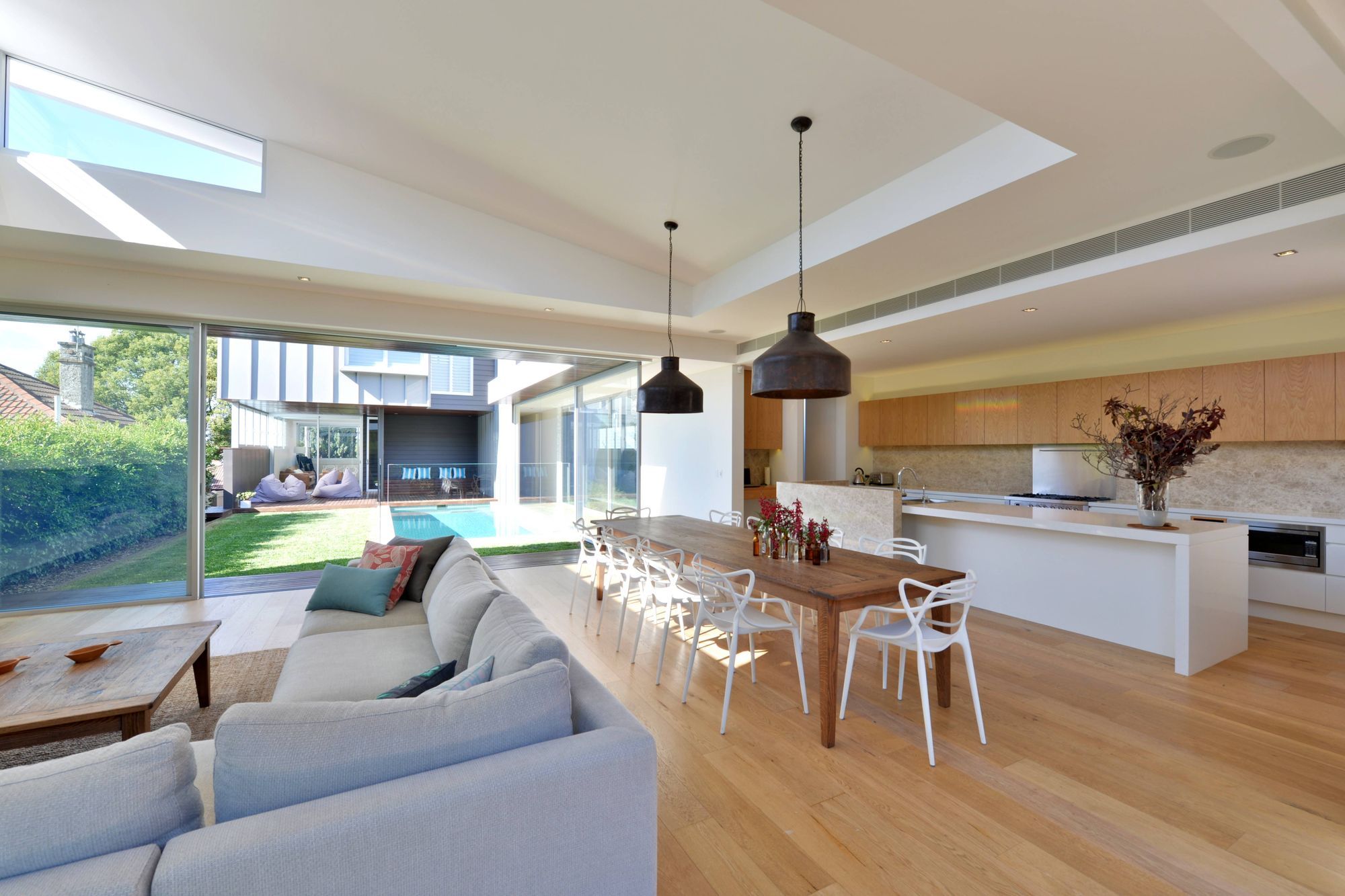 Carter St Bronte