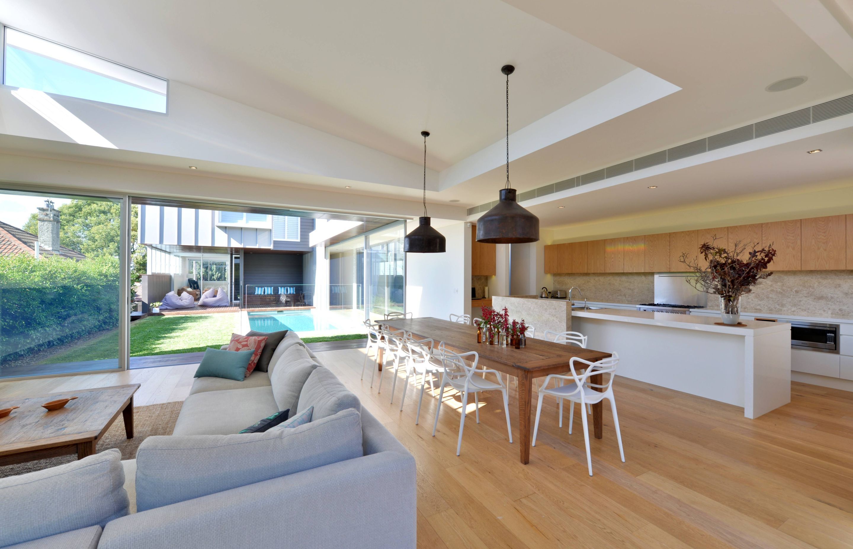 Carter St Bronte
