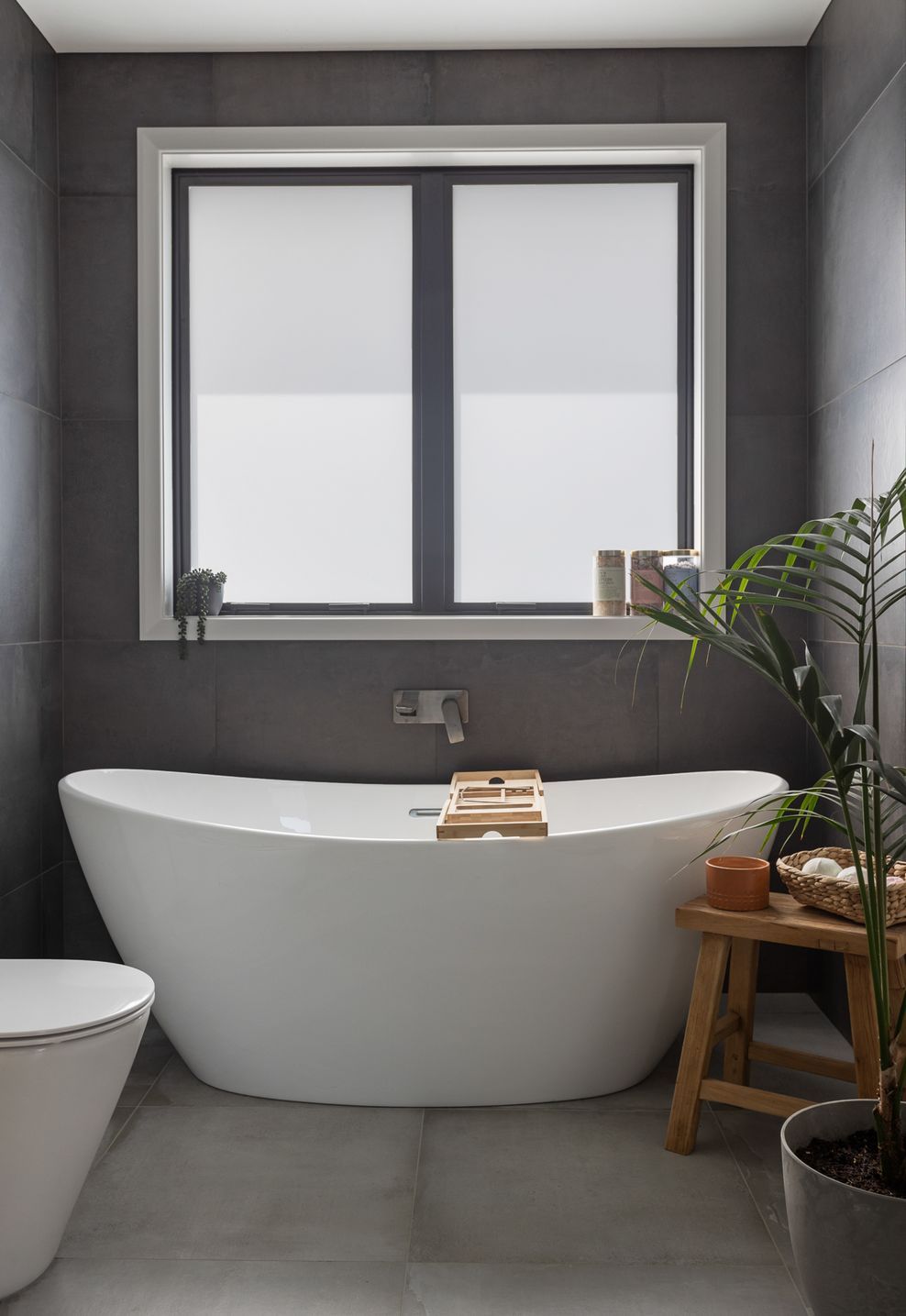 MPHLuxury-Design-BuildMuriwaiBrydone-60-v2.jpg