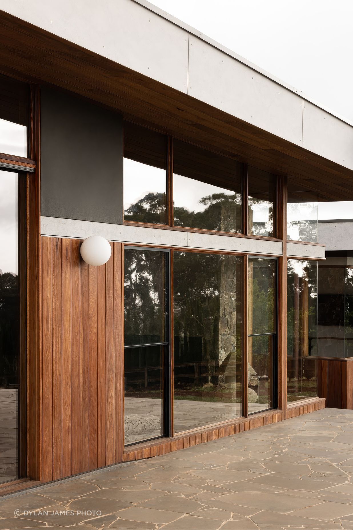 Monbulk-House-060-gigapixel-standard-v2-14x.jpeg