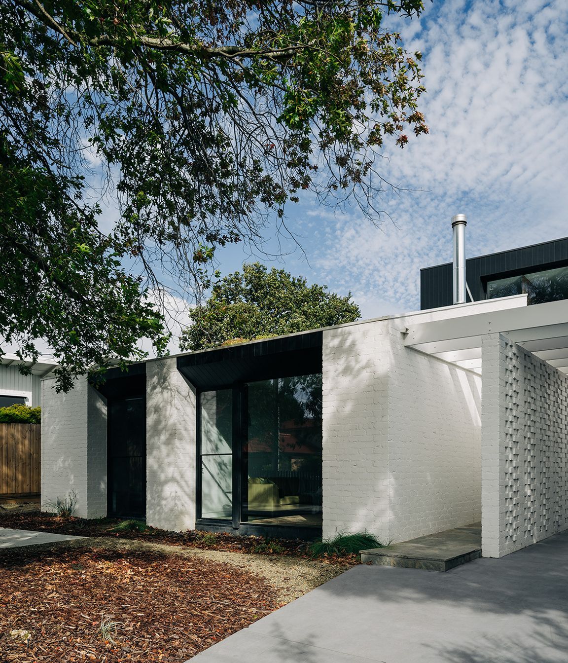 NORTH-SOUTH-HOUSE03.jpg