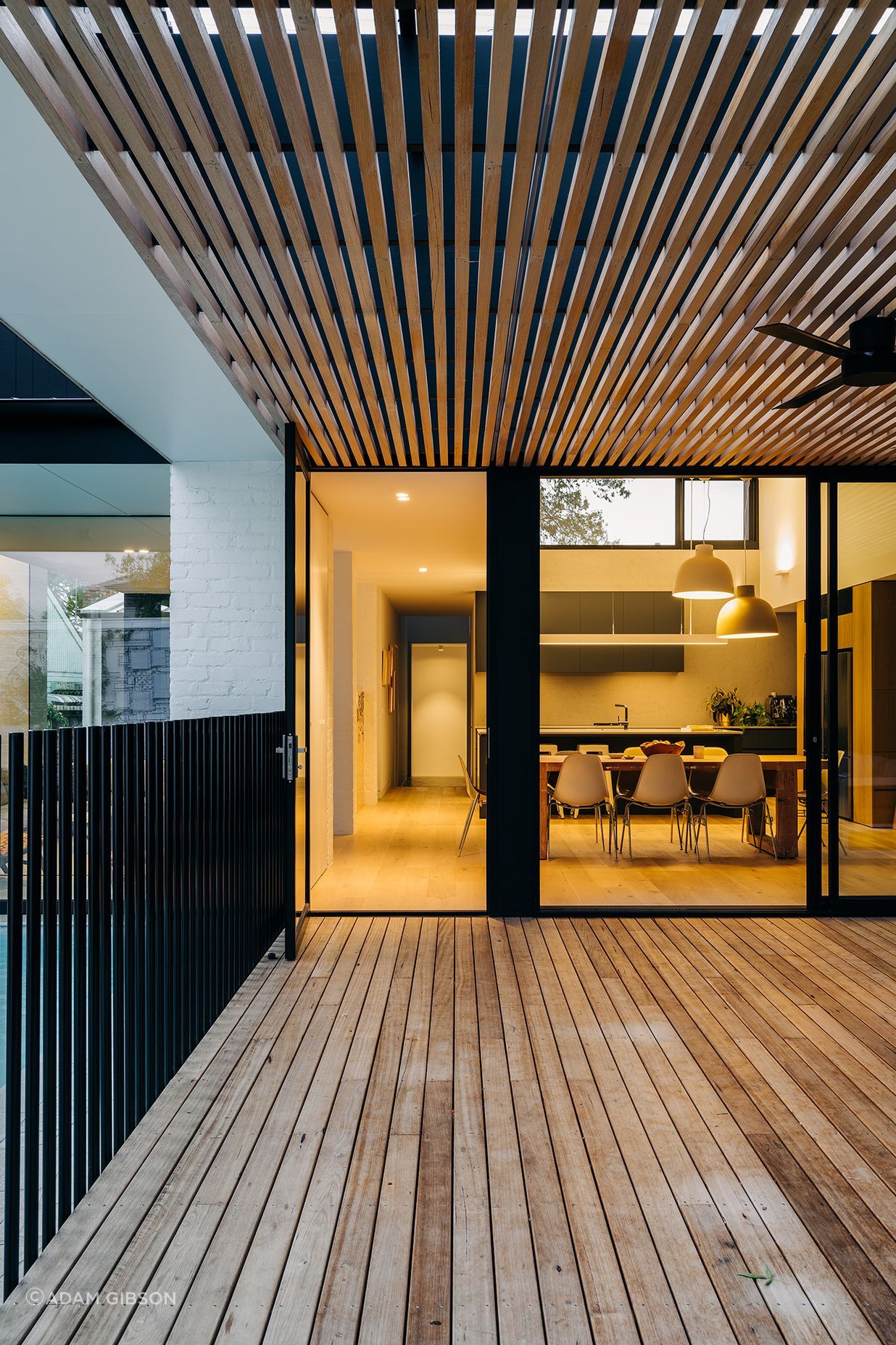 NORTH-SOUTH-HOUSE12.jpg