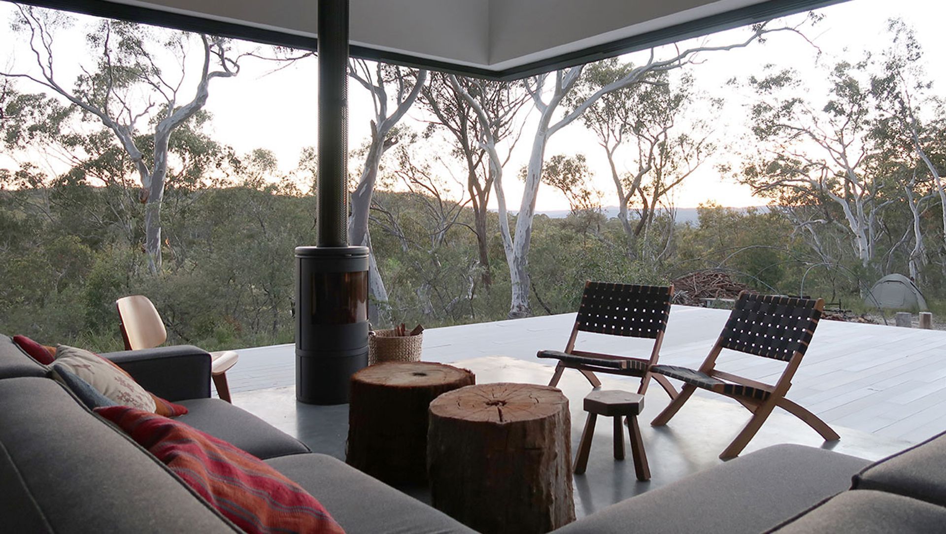 Off Grid House banner