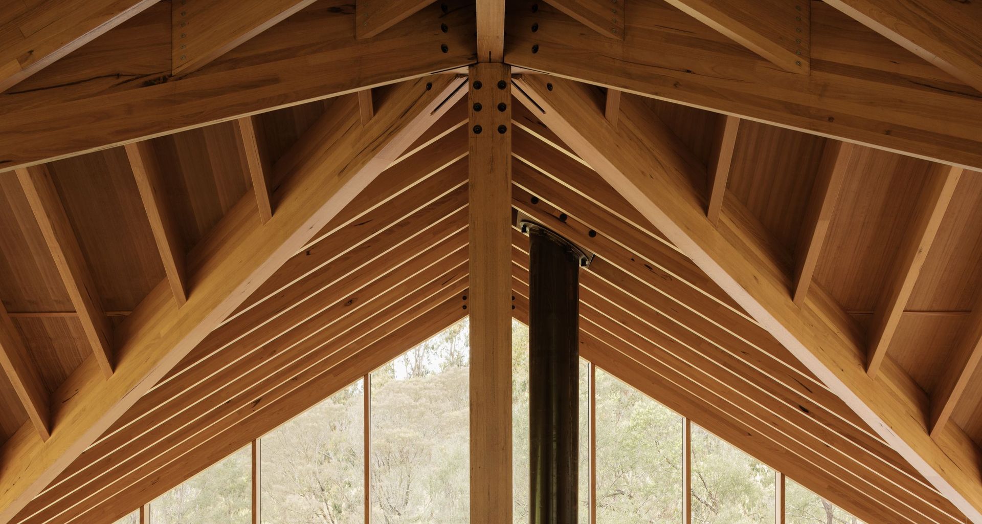Off Grid House banner