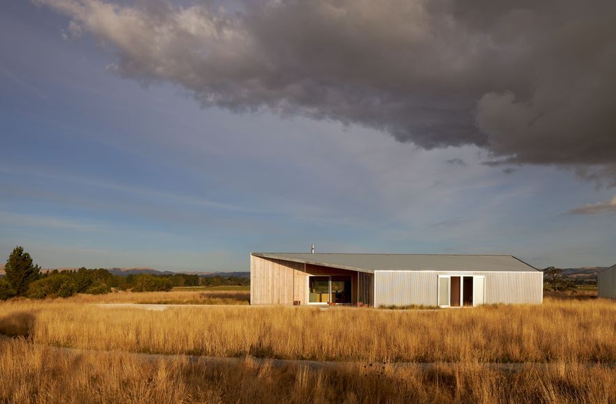 Kahutara House