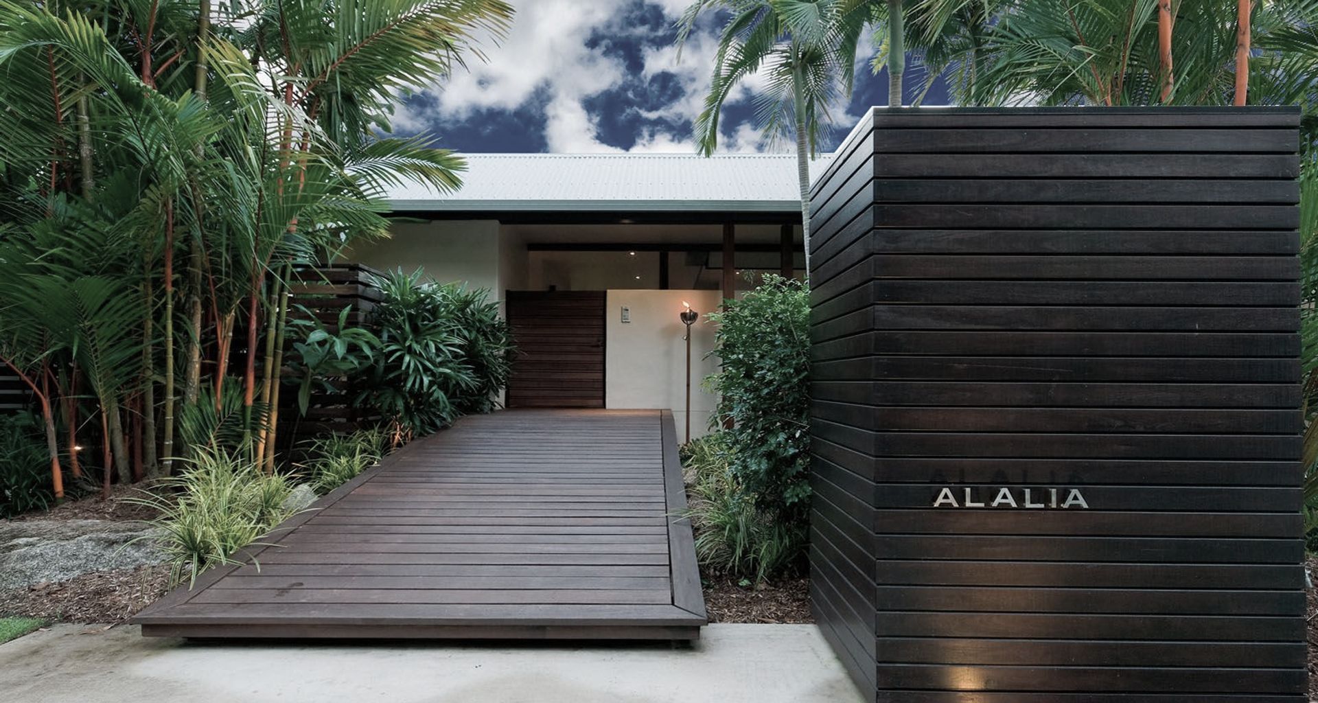 Alalia Port Douglas banner