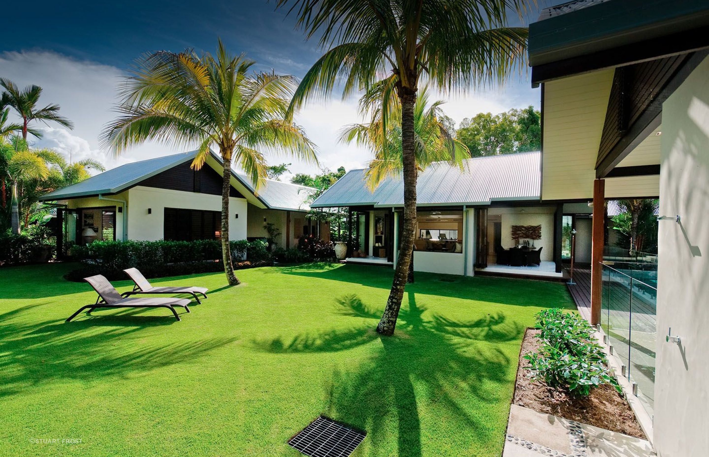 Alalia Port Douglas
