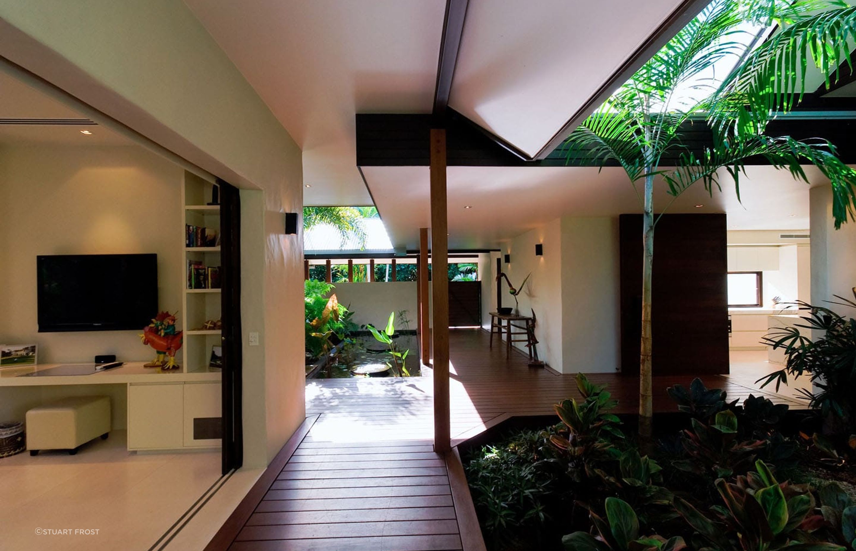 Alalia Port Douglas