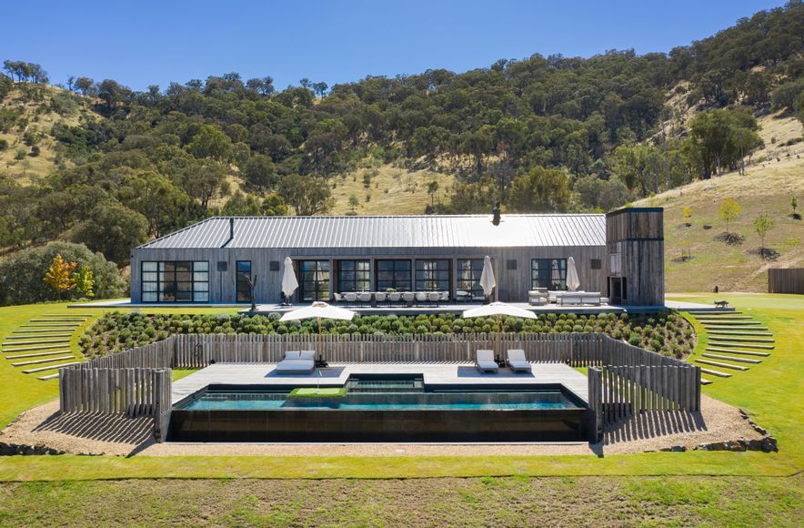 Cathedral Nest - Zoned Custom Home