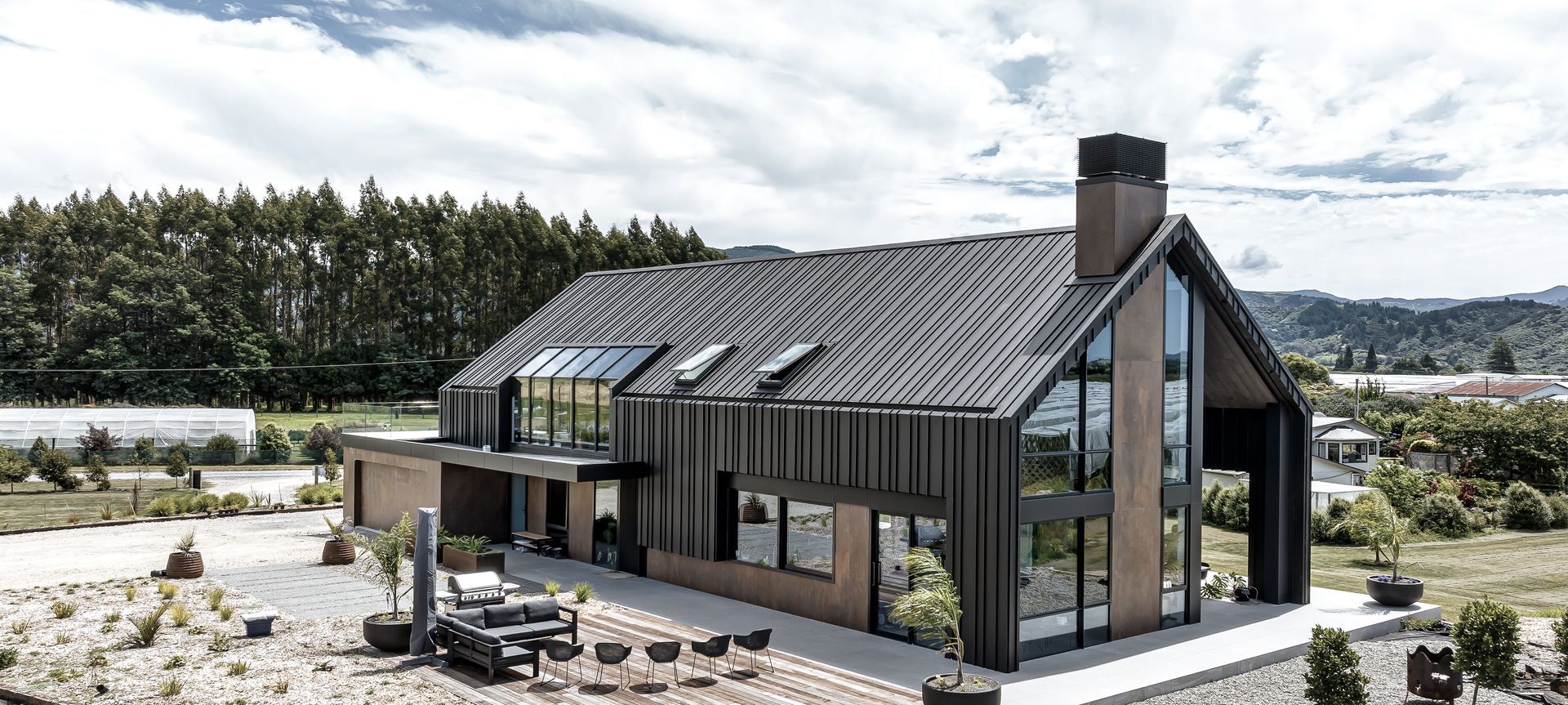 Modern Barn style house banner