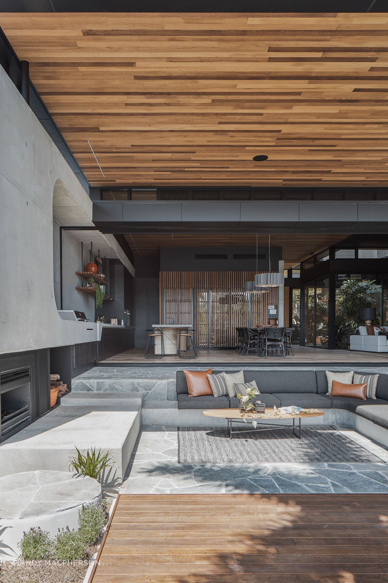 Sanctuary-Cove-Residence01-19.jpg