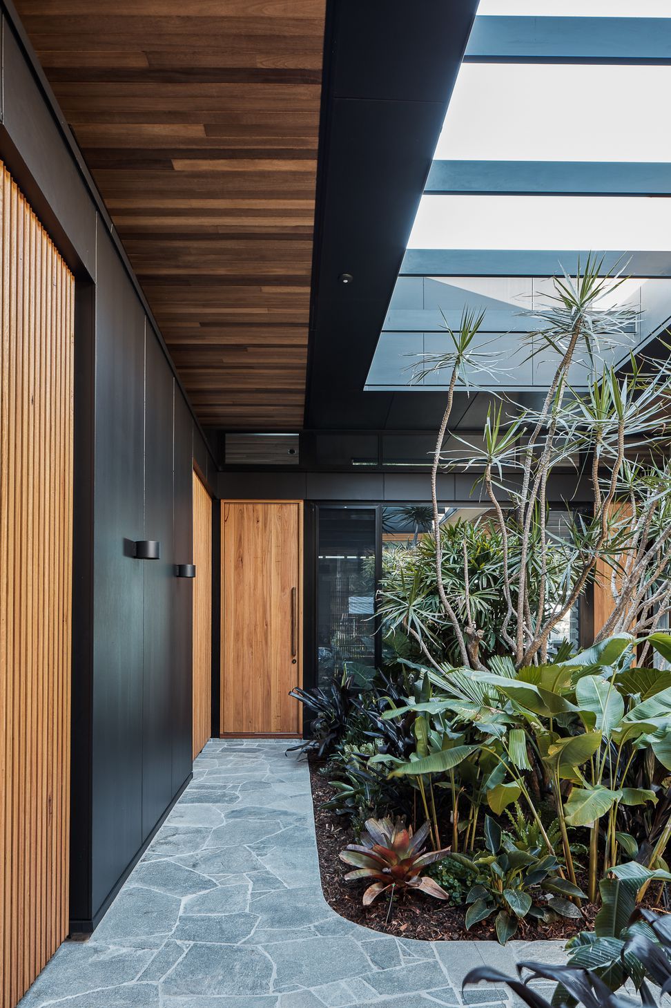 Sanctuary-Cove-Residence01-6.jpg