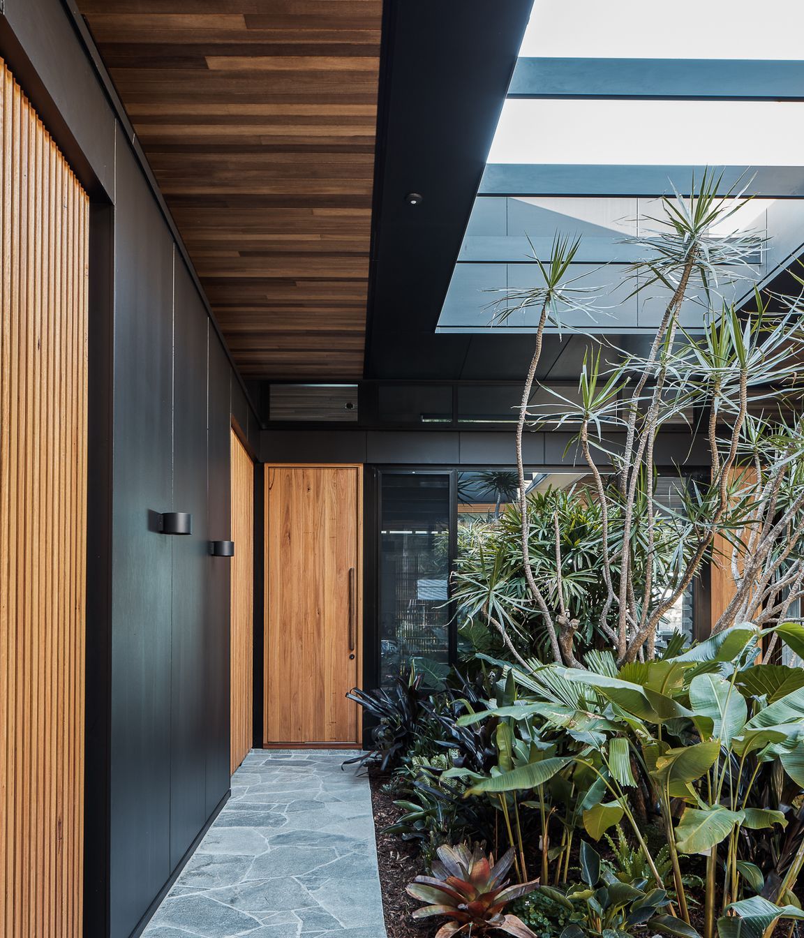 Sanctuary-Cove-Residence01-6.jpg