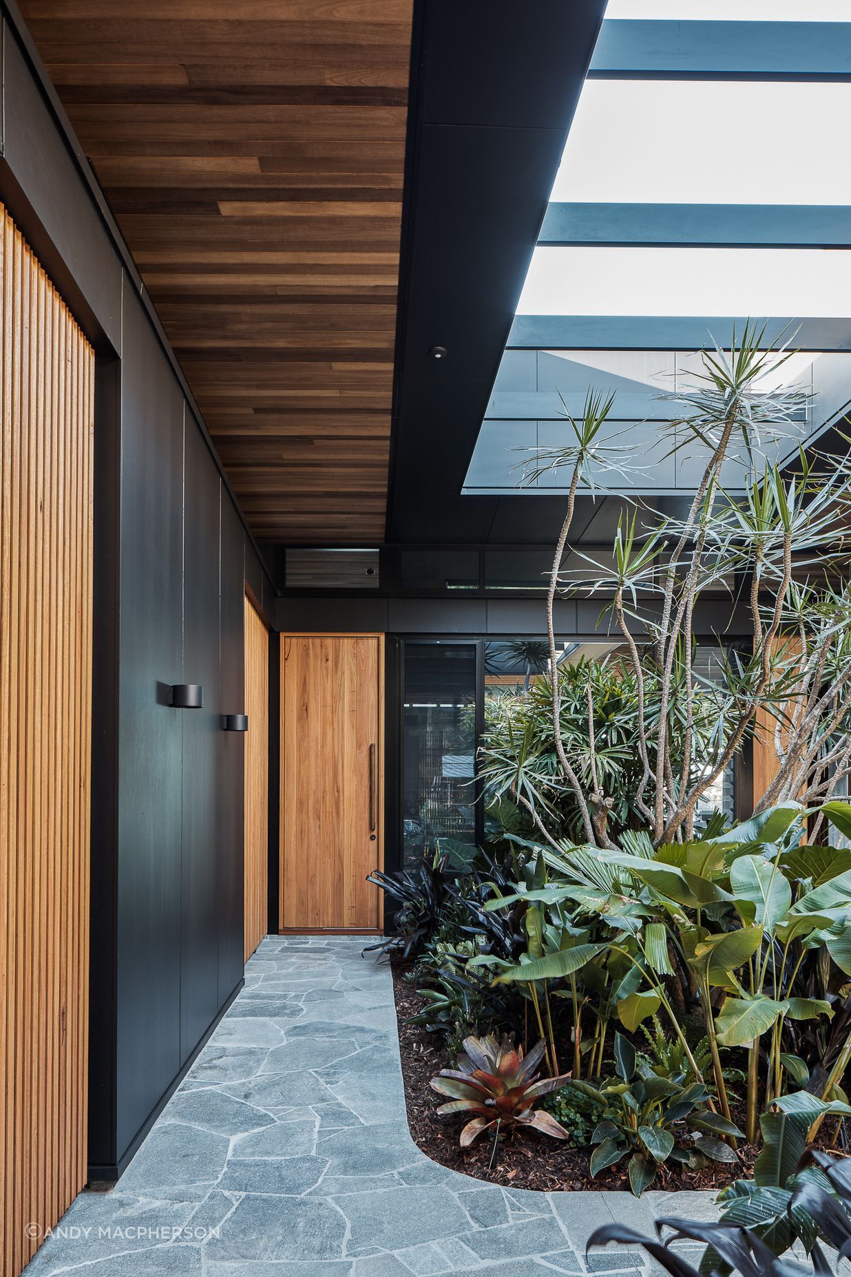Sanctuary-Cove-Residence01-6.jpg