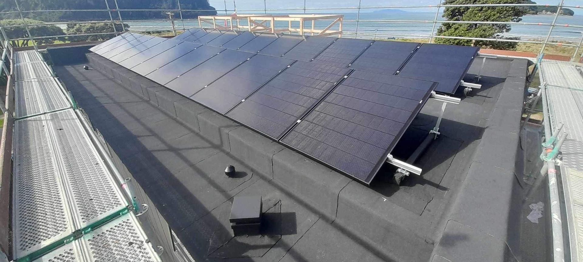 Membrane Roof - Solar Panel Plinth banner