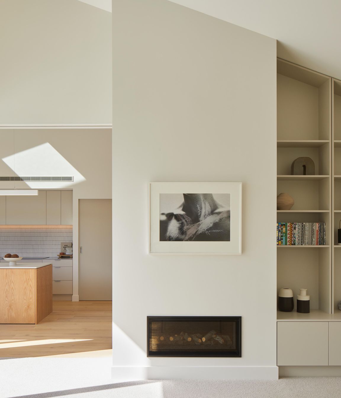Split-HipView-from-lounge-to-kitchenSarah-Rowlands-Photographer7.jpg