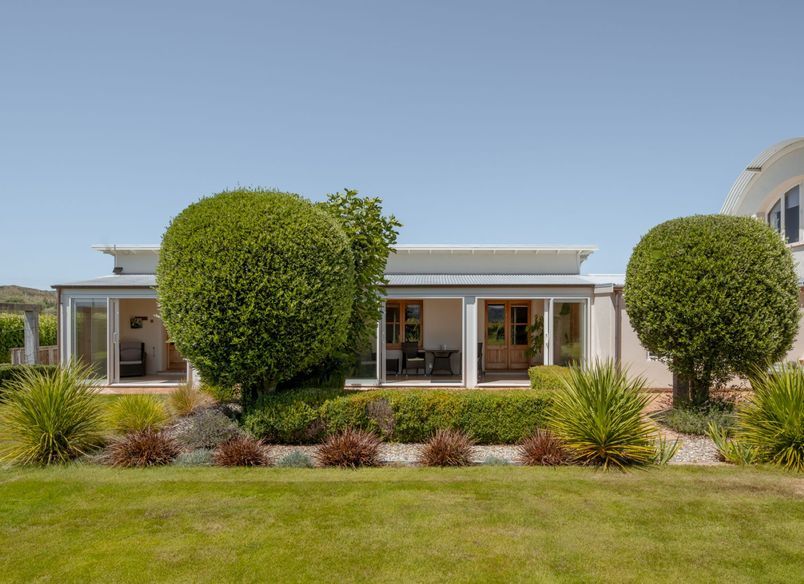 Straw Lodge