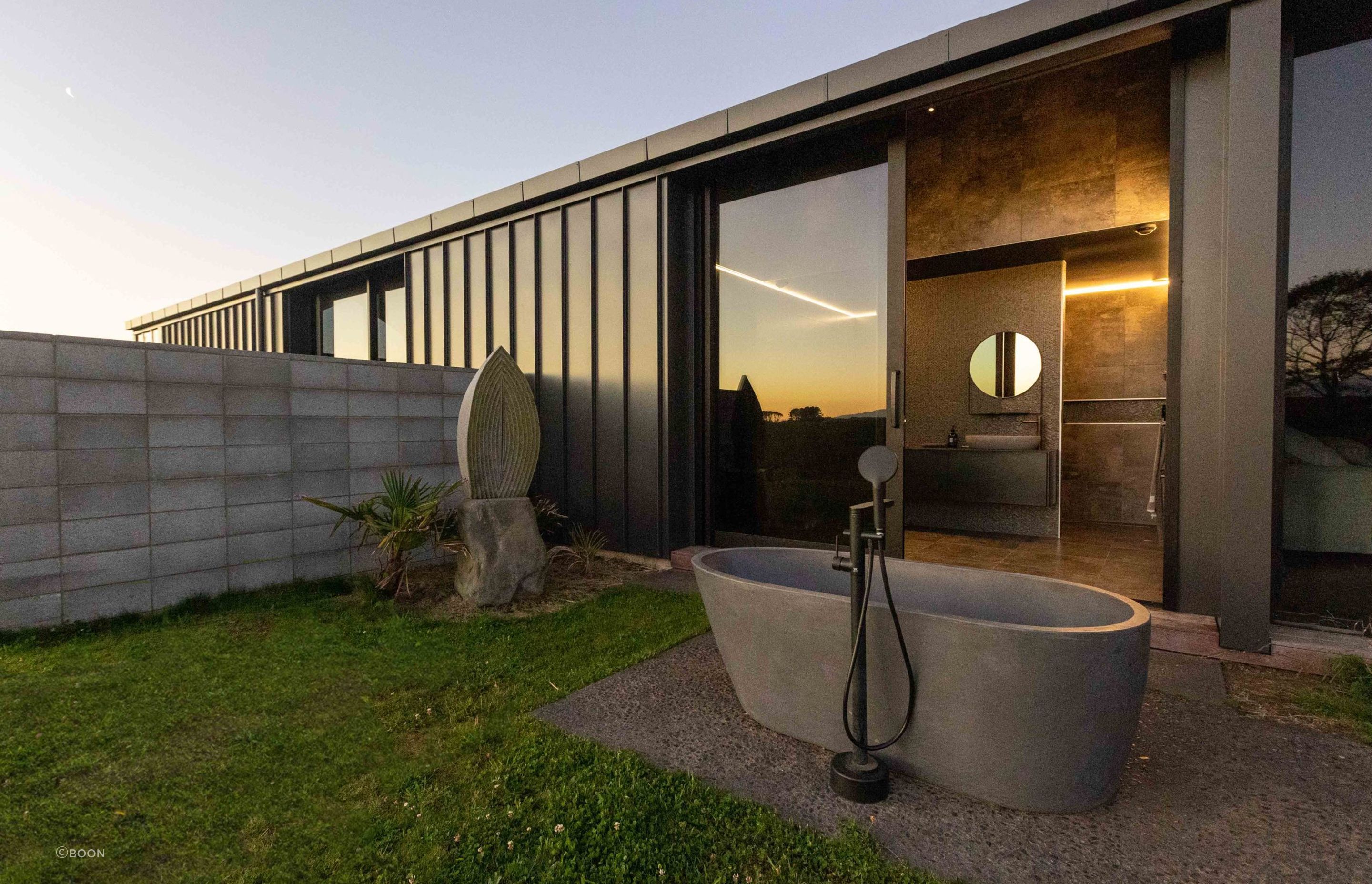 Swifteditoutdoorbath-copy-scaled.jpg