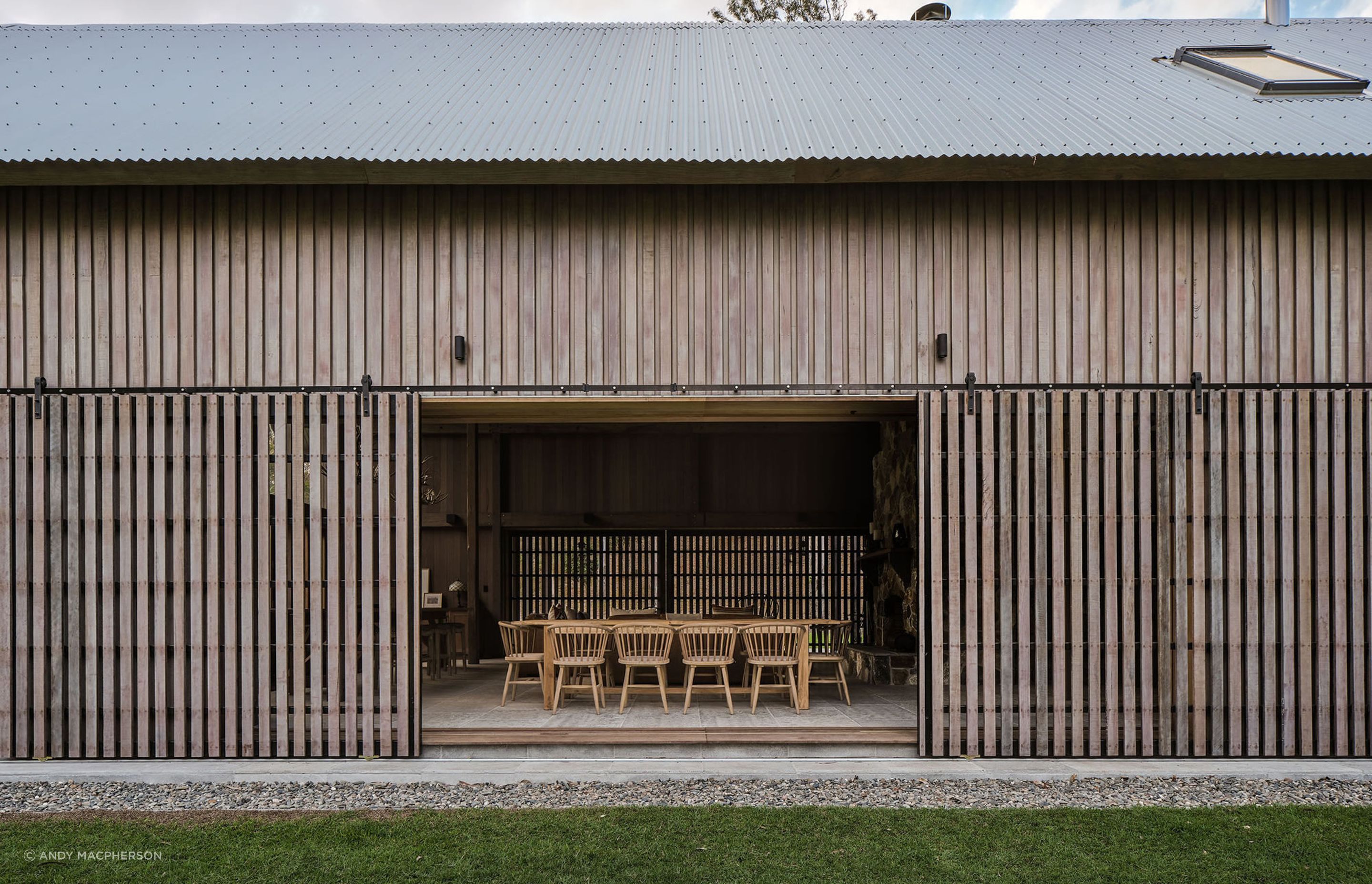 THEBARN-5-v2.jpg