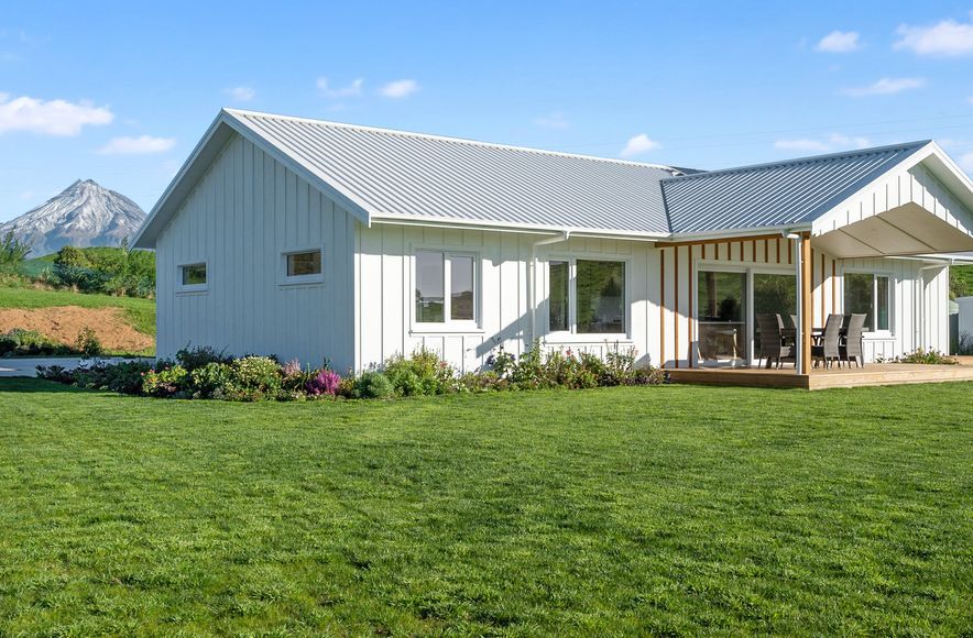 Taranaki - Egmont Village
