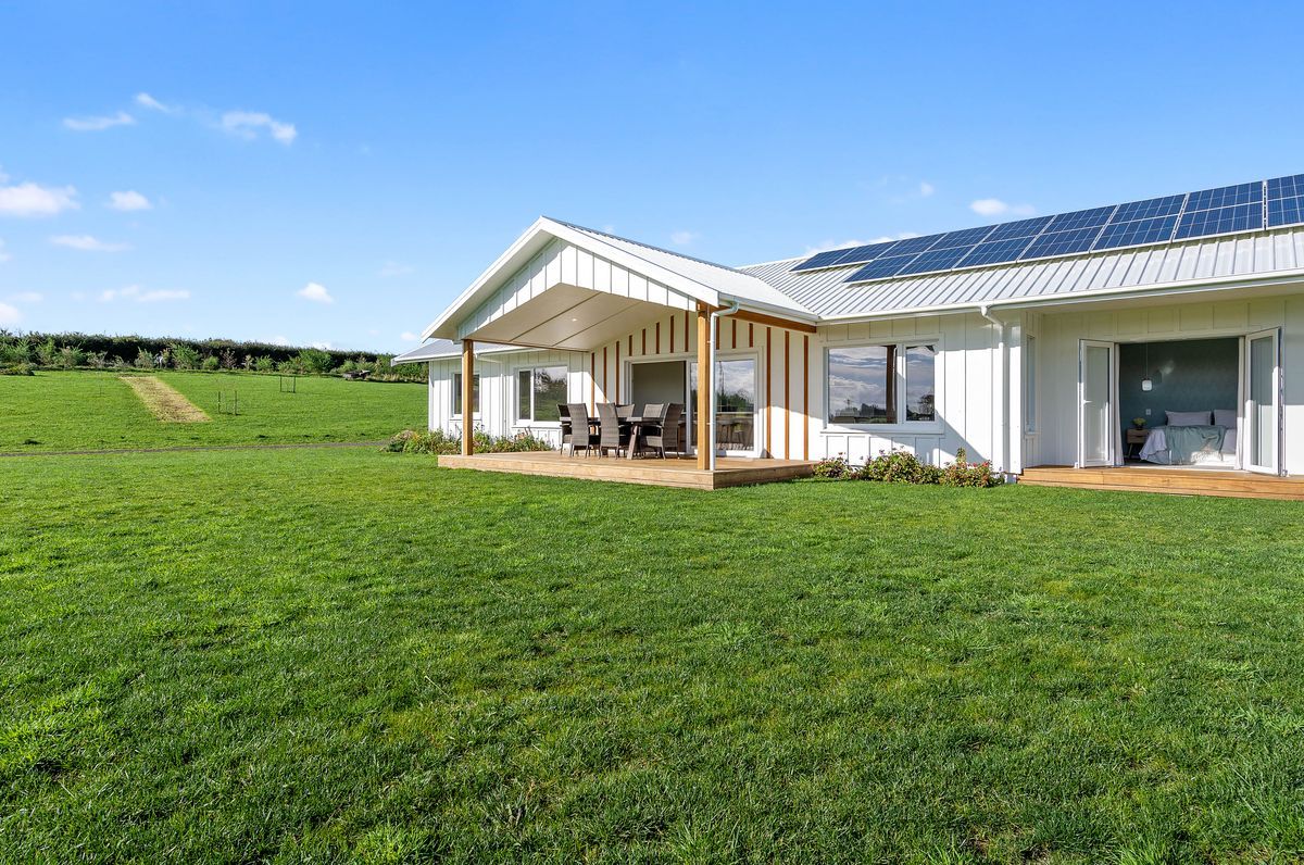 Taranaki - Egmont Village