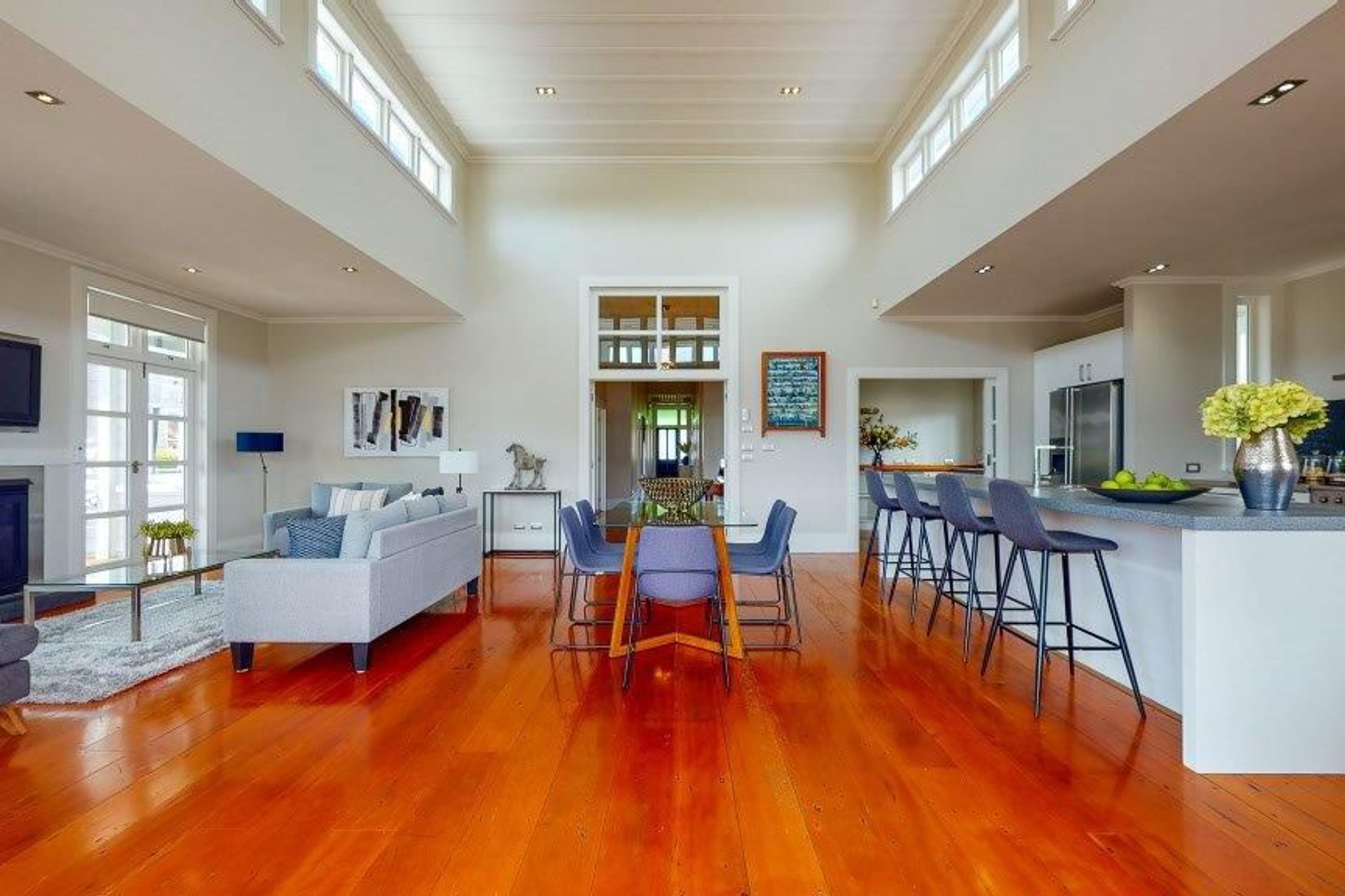 Thames Residence