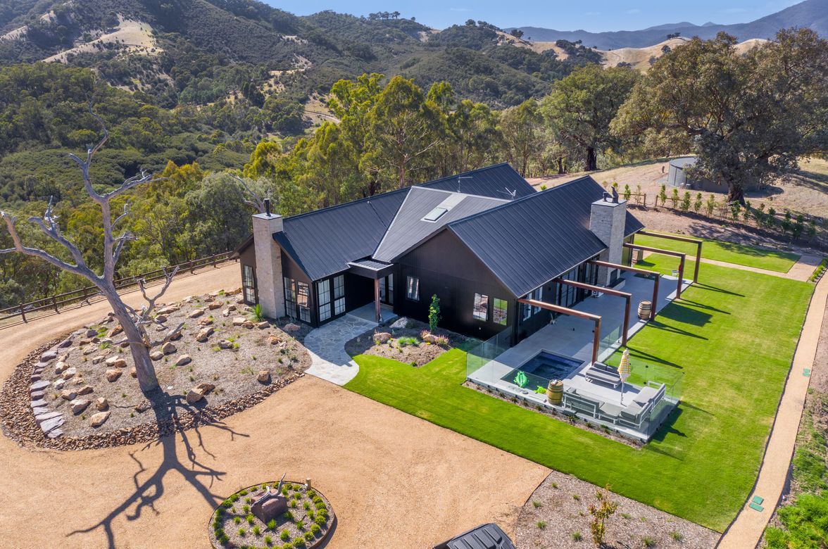 Open Plan Rural Retreat