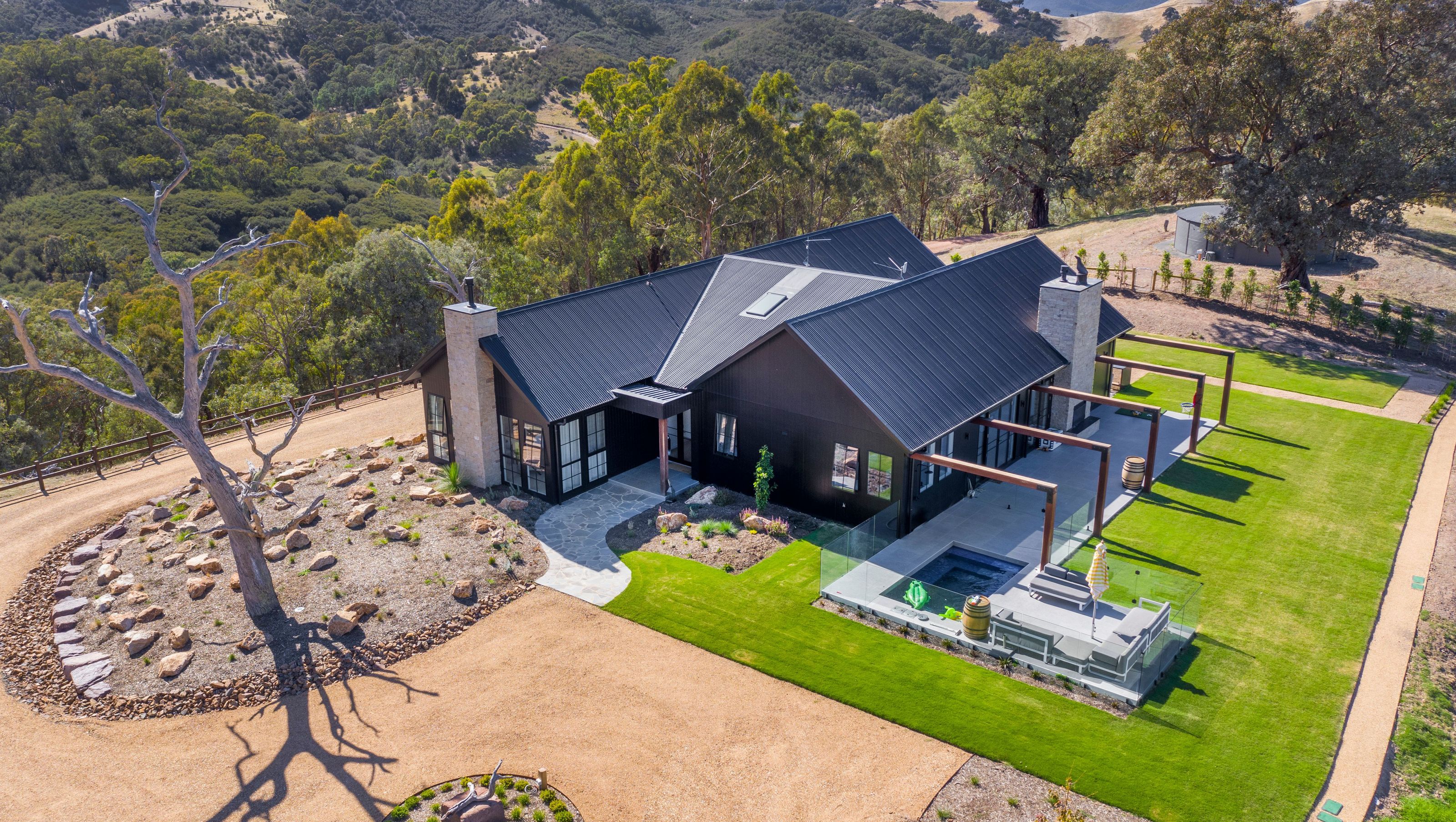 Open Plan Rural Retreat