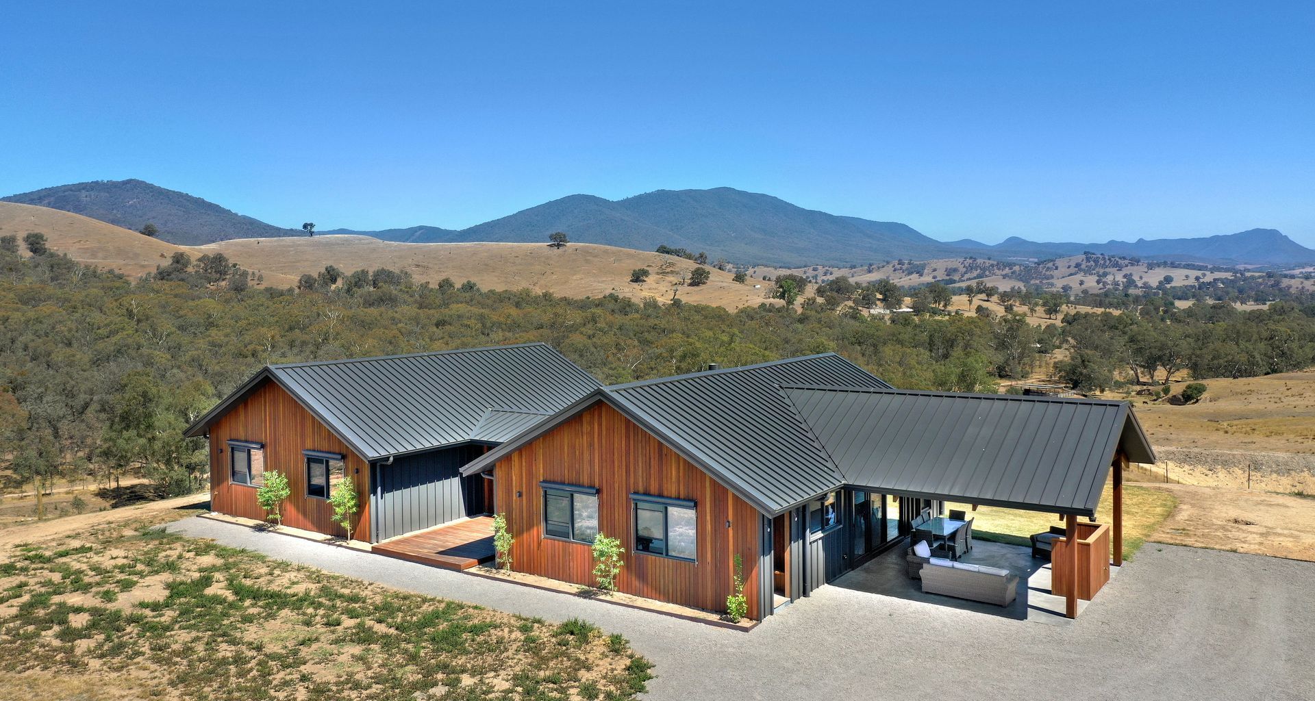 Award Winning Off-Grid Home banner