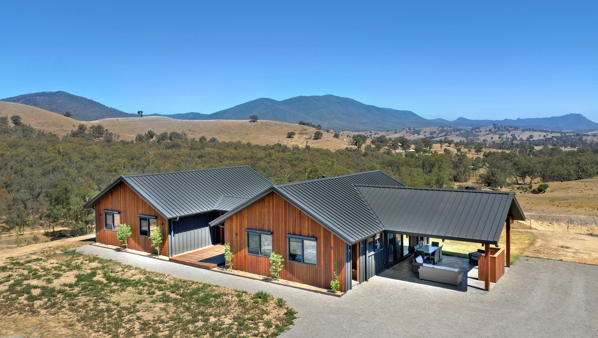 Award Winning Off-Grid Home banner