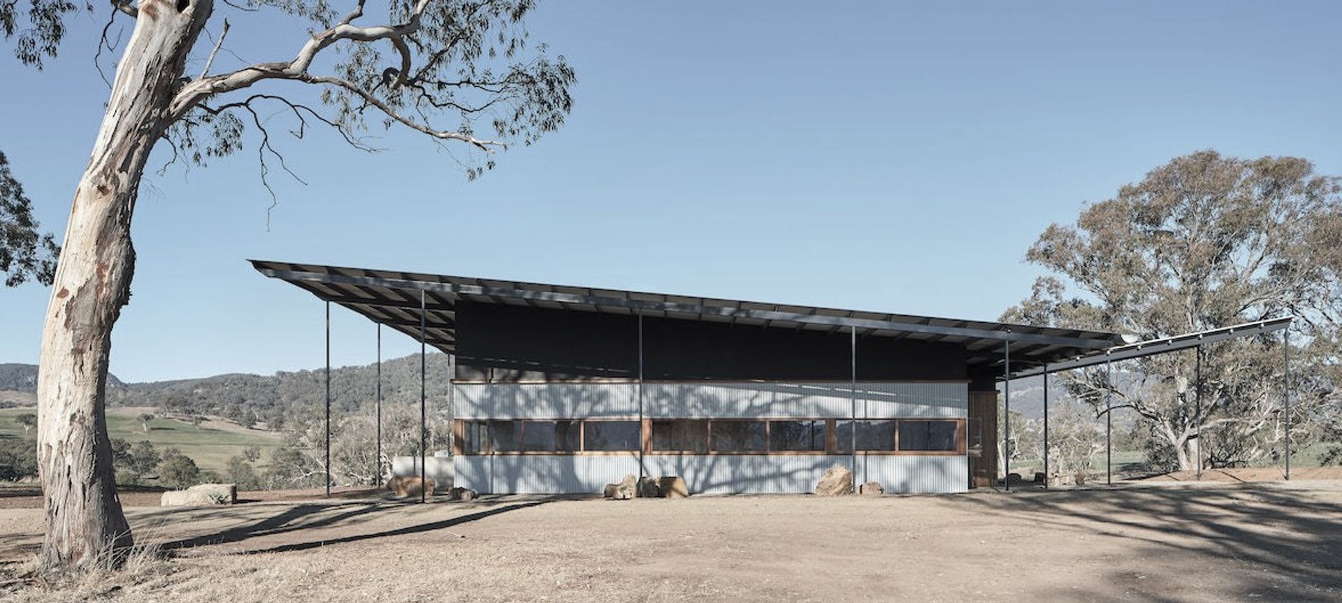 Upside Down Akubra House banner