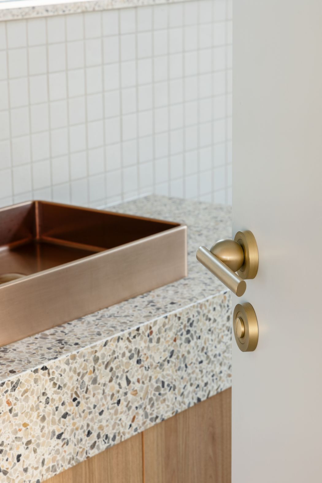We-Ponder-BANKSTON-HANDLE7.jpg