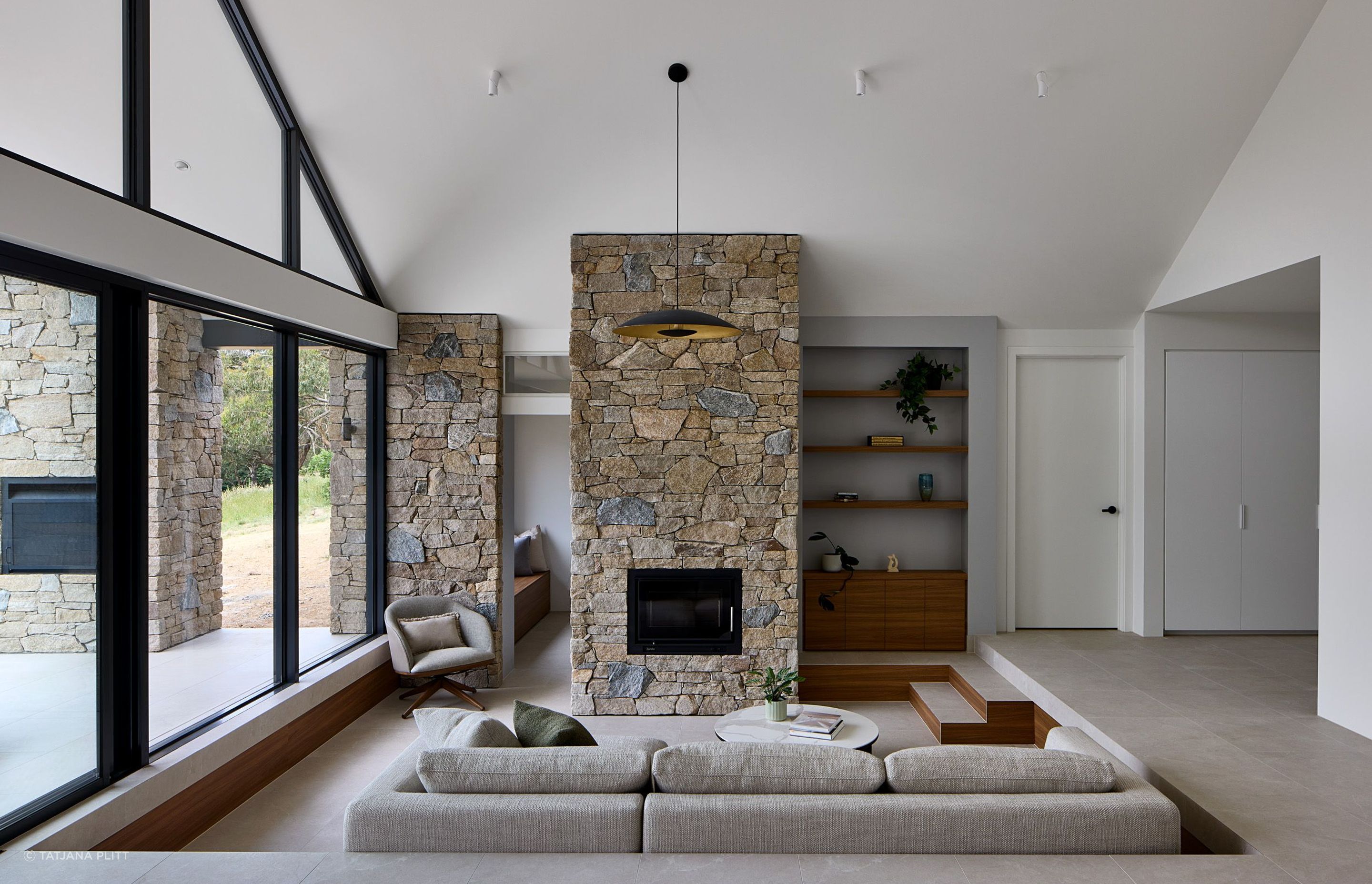 Whisker-ArchitectureHillside-HomeTatjana-Plitt594.jpg