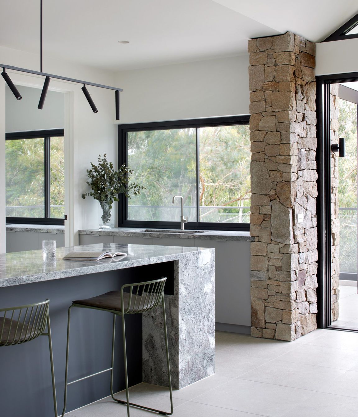 Whisker-ArchitectureHillside-HomeTatjana-Plitt839.jpg
