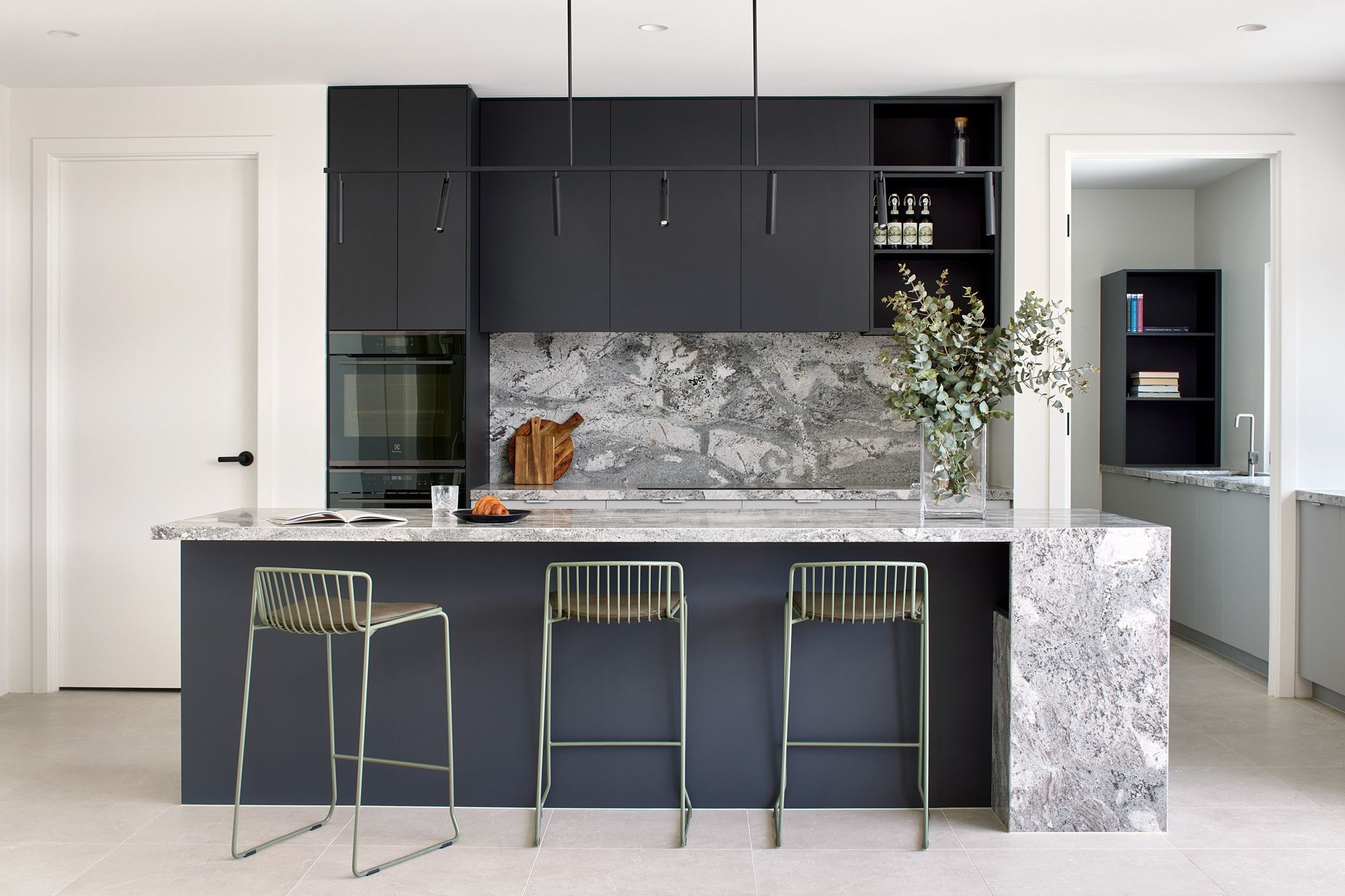 WhiskerArchitectureHillsideHomeTatjanaPlitt011.jpg