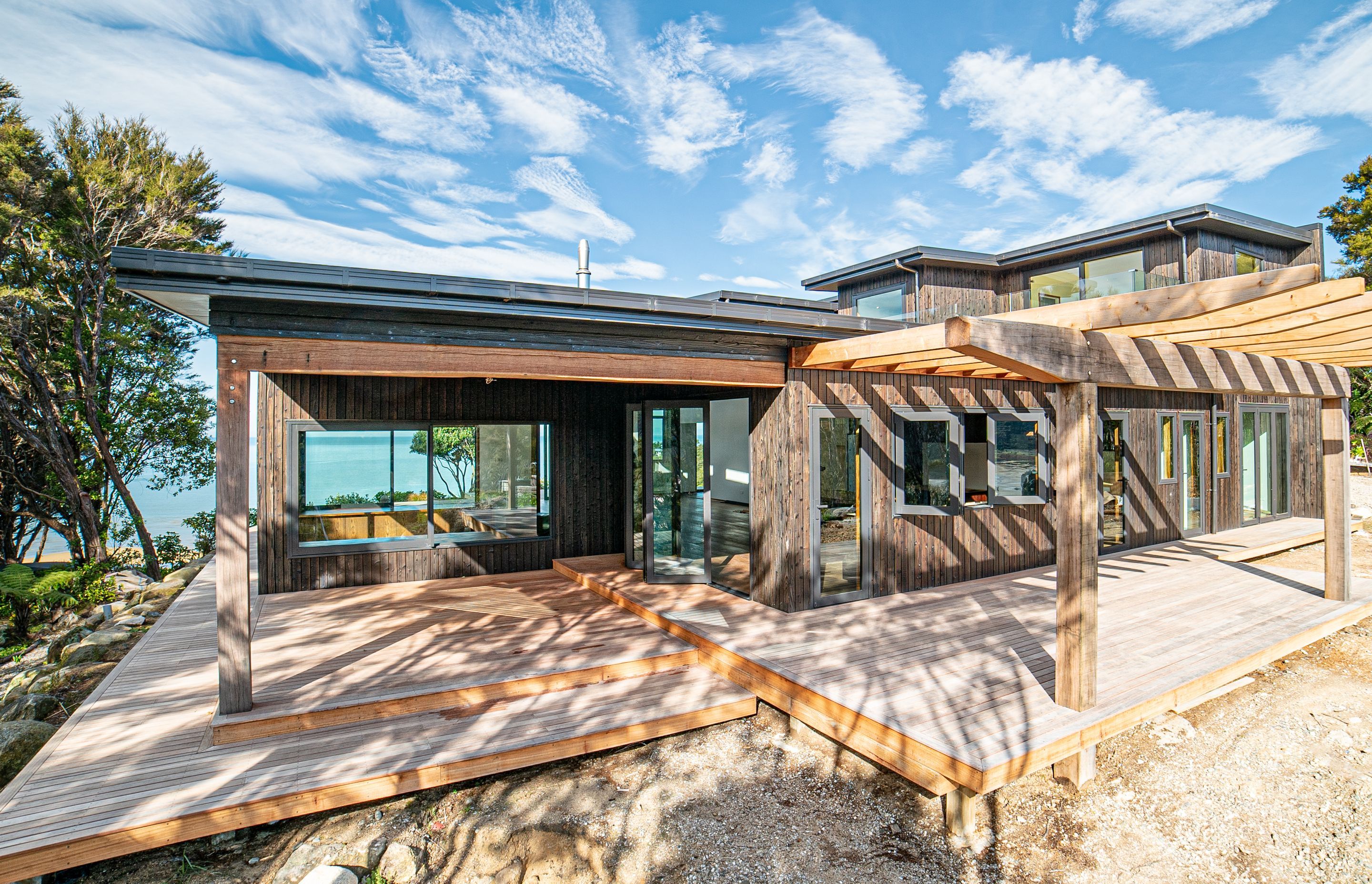 Split Apple by Chris Butler Builders | ArchiPro NZ