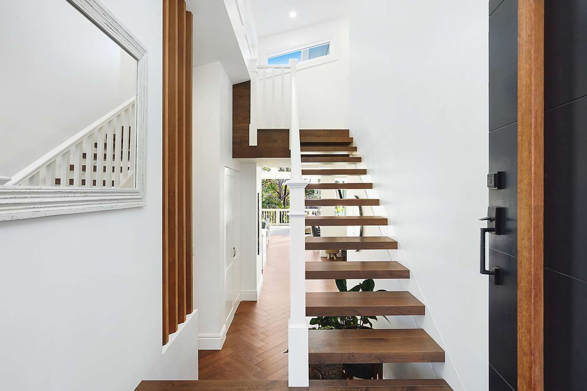 Young St, Sylvania - Gobby House