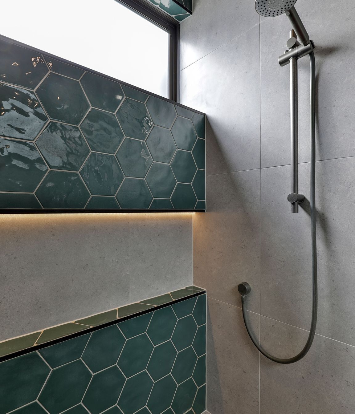  Cube Dentro.  Tiles: Hexa Green Echo Gloss with Cordoba Pearl.