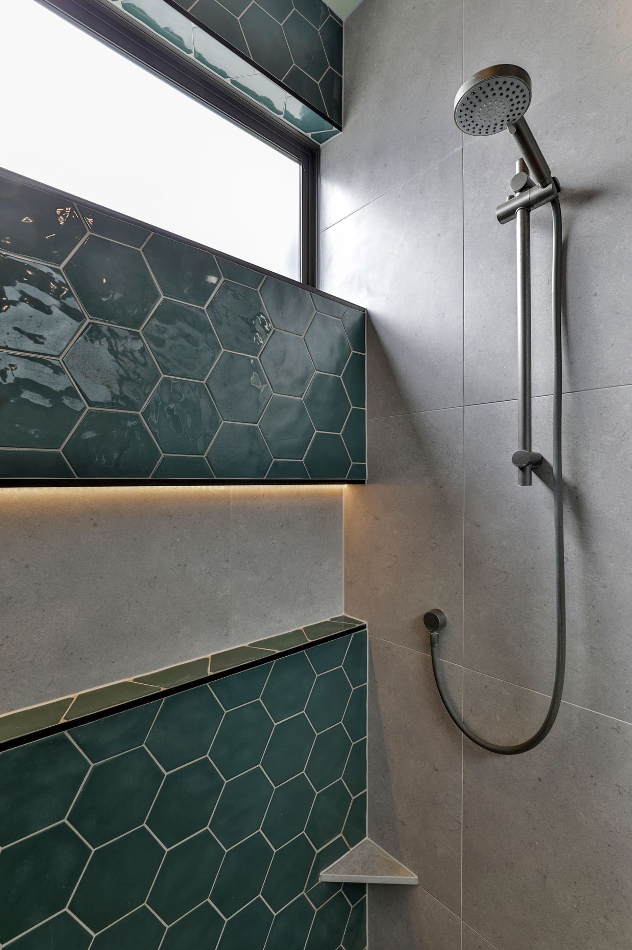 Cube Dentro. Tiles: Hexa Green Echo Gloss with Cordoba Pearl.