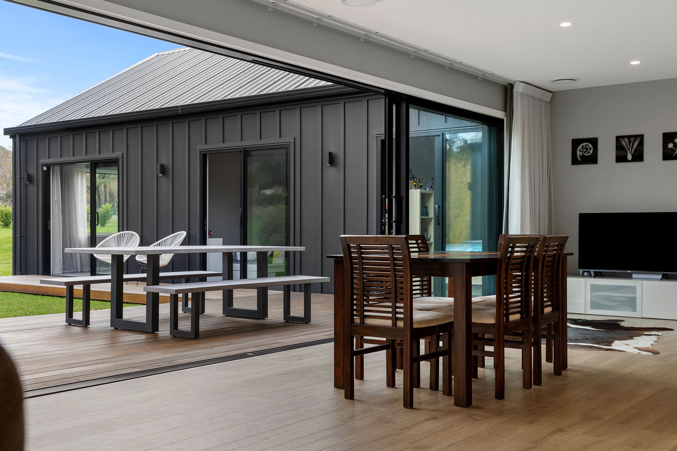 appeal-aplenty-living-areas.jpeg