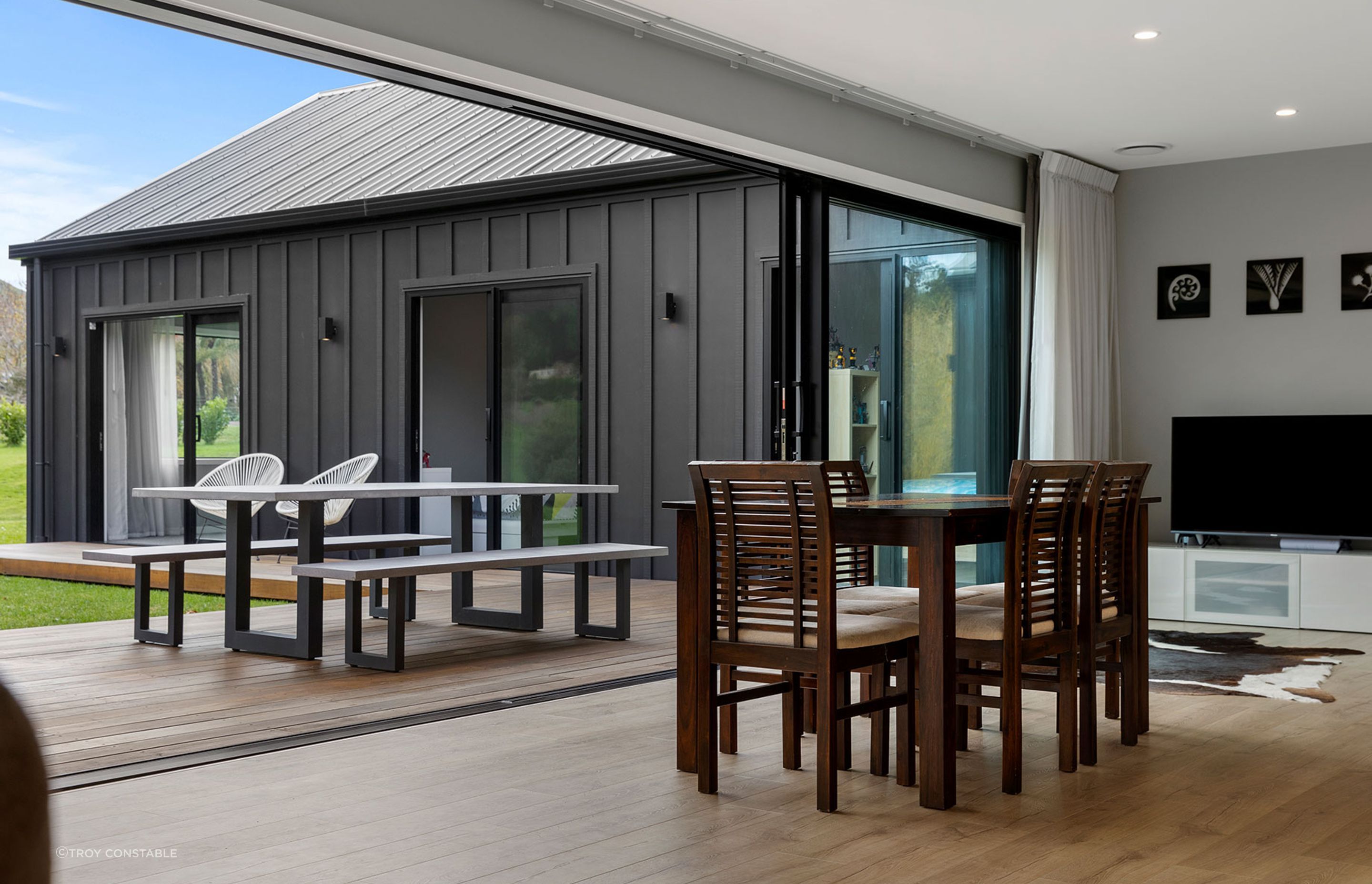 appeal-aplenty-living-areas.jpeg