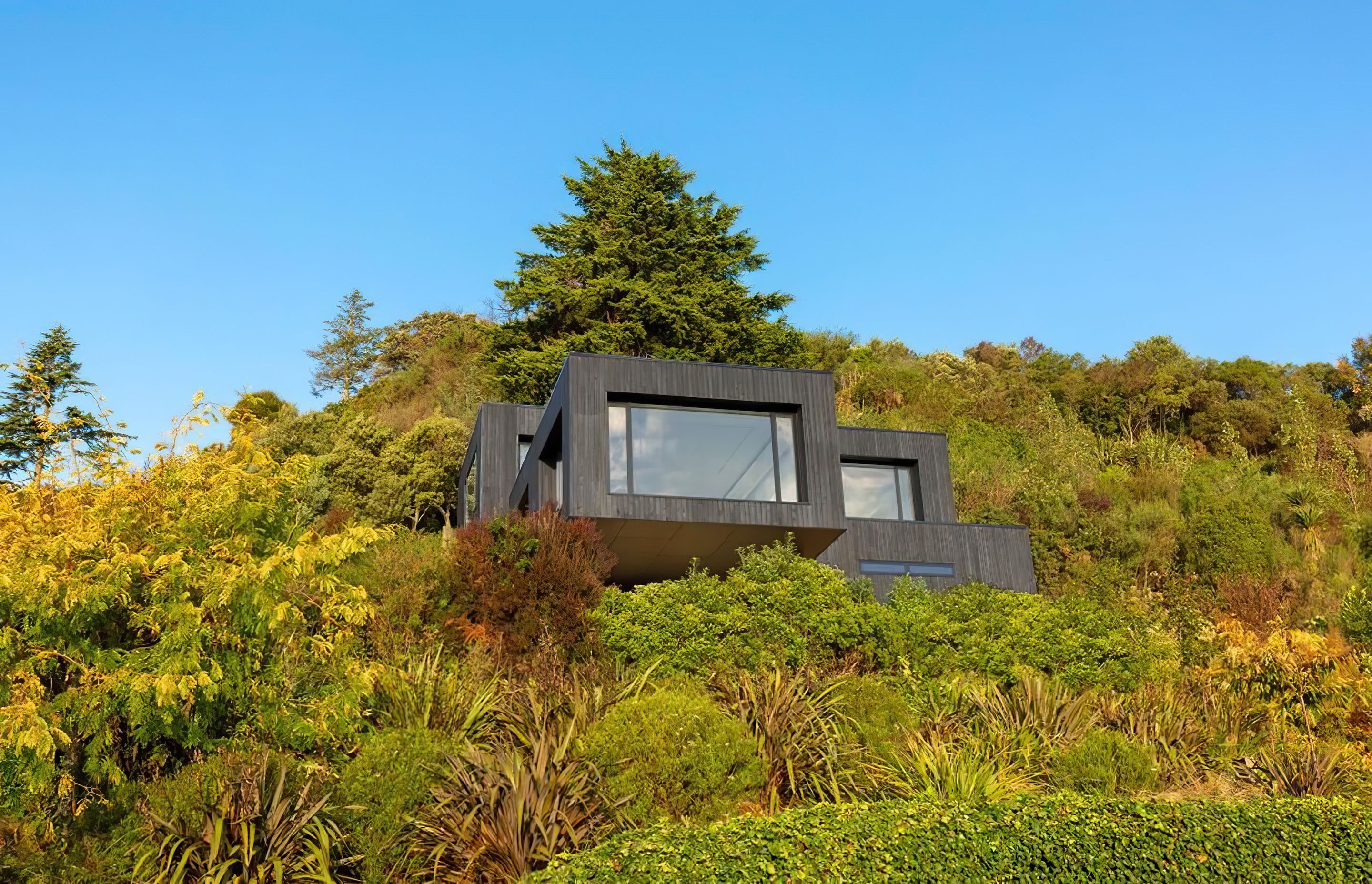 buildmeBellevue-House1-Hero-gigapixel-standard-scale-370x.jpg