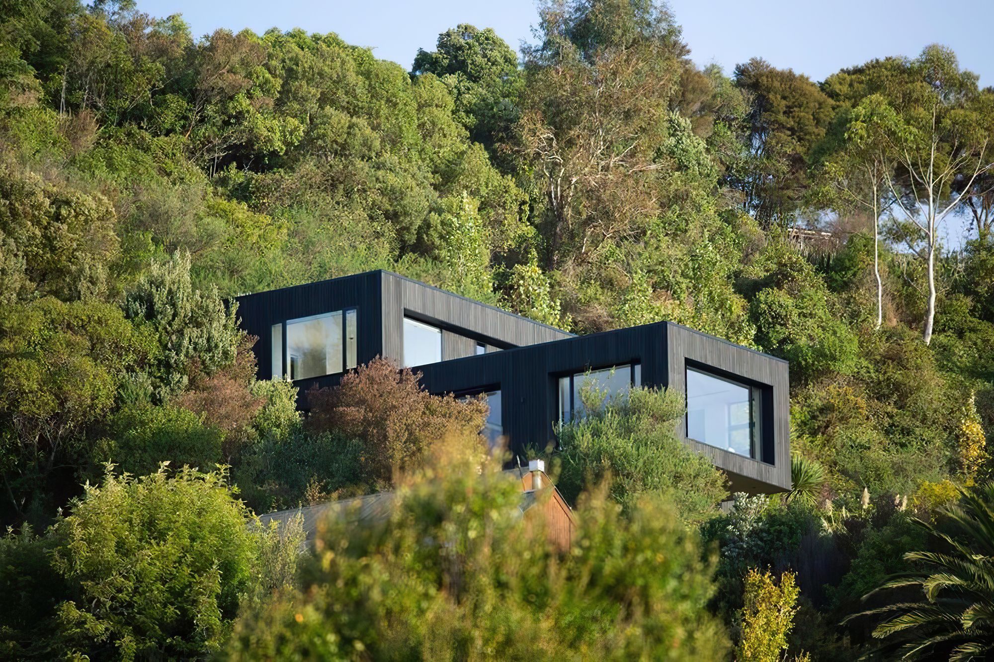 buildmeBellevue-House3-gigapixel-standard-scale-370x.jpg